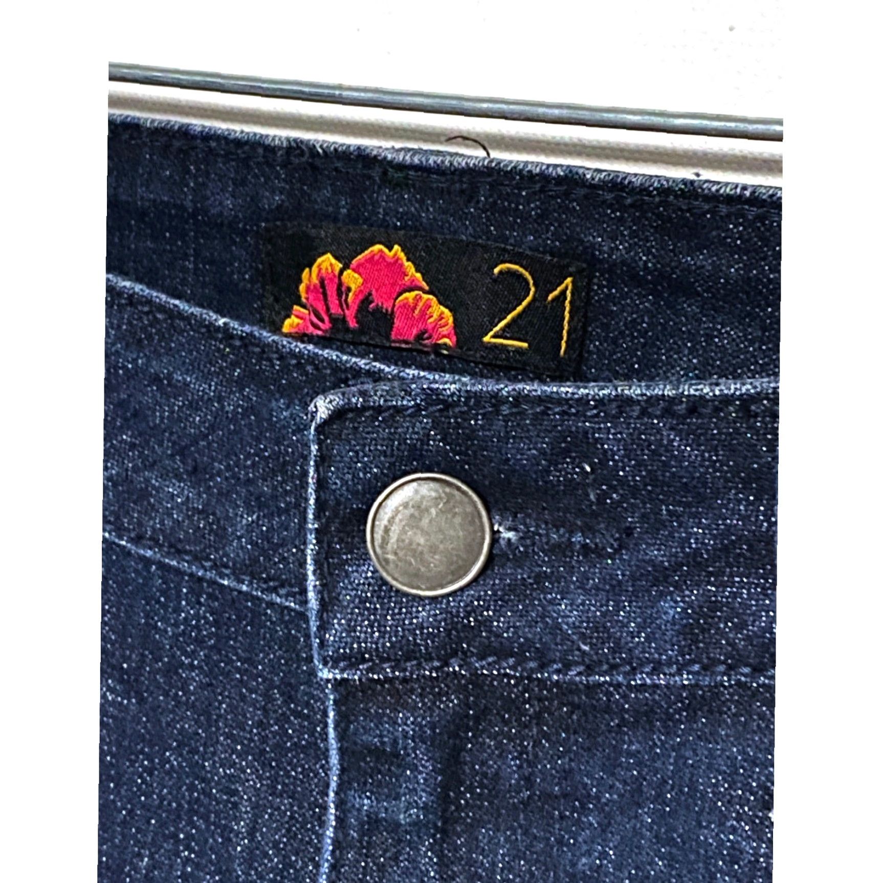 Forever 21 FOREVER 21 Dark Wash Straight Leg Jeans Women 28 Regular Denim Stretch Casual Classic Relaxed Everyday 5-Pocket Womens Size 28" / US 6 / IT 42 - 4 Thumbnail