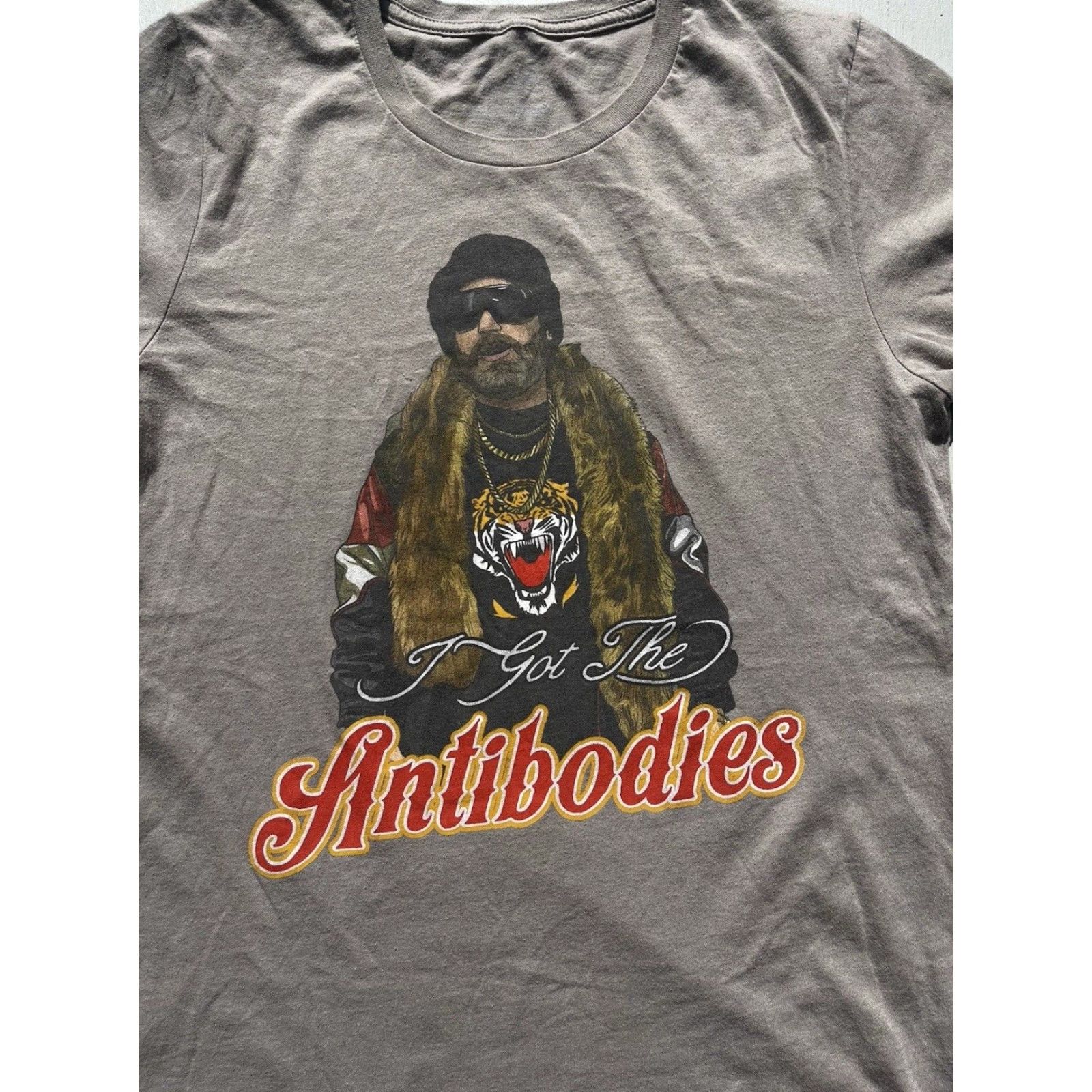 Vintage Your Mom's House T-Shirt Beige Antibodies S Tom Segura Buns Comedy Bikes Shirt Crew Neck Short Sleeve Men’s SKU: Size US S / EU 44-46 / 1 - 2 Thumbnail