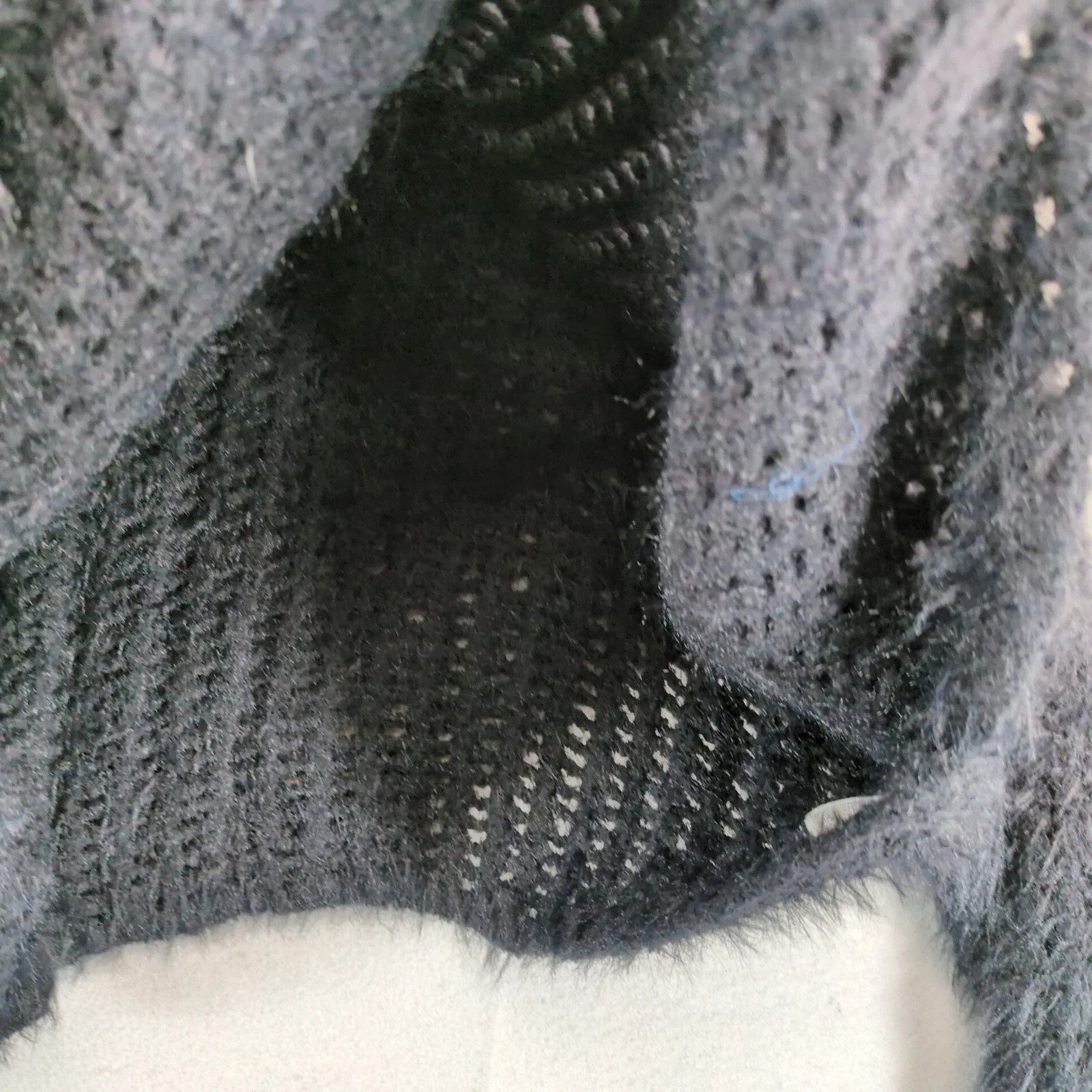 Other NWT Universal Thread Black Fuzzy Open Chunky Knit Sweater XL Size XL / US 12-14 / IT 48-50 - 10 Thumbnail