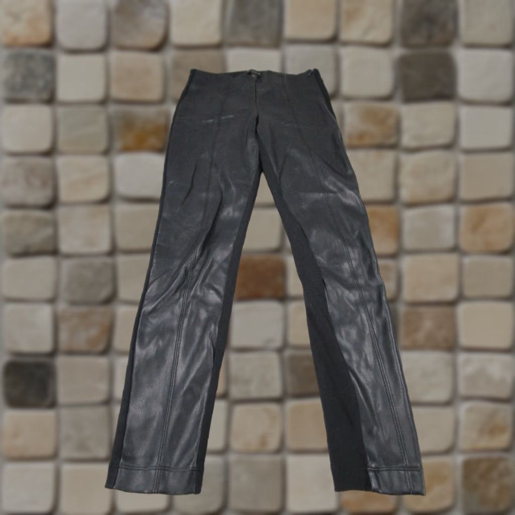 Ann Taylor VINTAGE Ann Taylor Leggings Women 00P Black Stretch Pleather Front Casual Ankle Womens Size 24" / US 00 / IT 34 - 1 Thumbnail