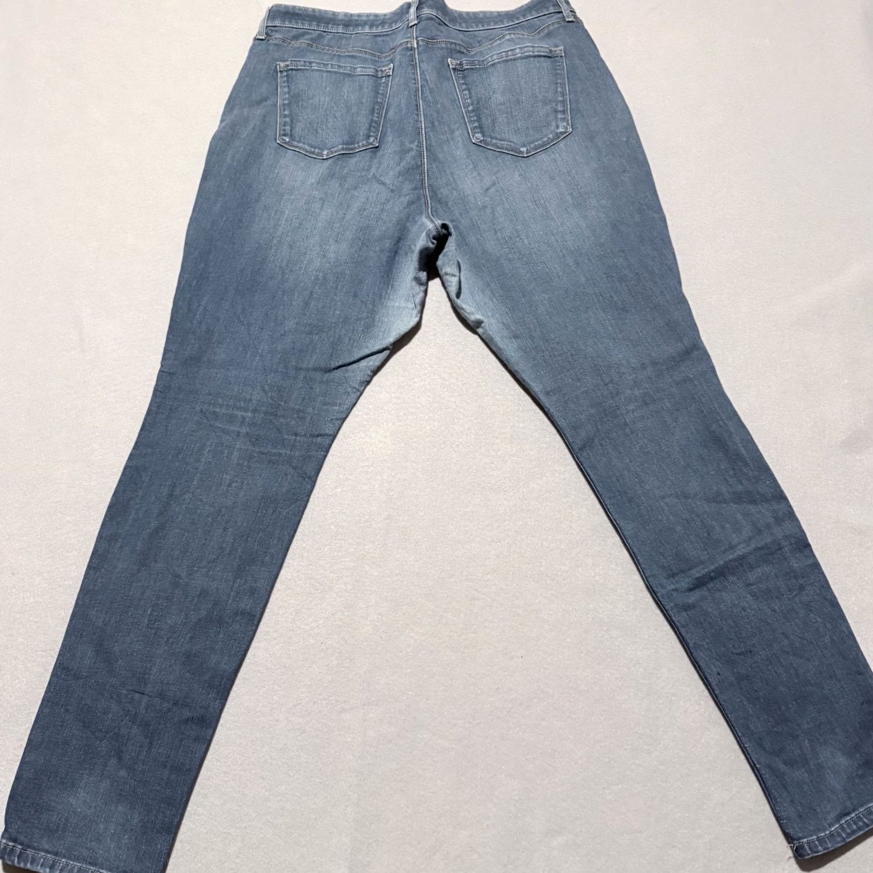 Gloria Vanderbilt Gloria Vanderbilt Jeans Women's Slimming All Around Denim Skinny Zip Fly 16 Blue Jeans Women 16 Slimming City Preppy Classic Mens Girls Size 38" / US 16 / IT 52 - 2 Thumbnail