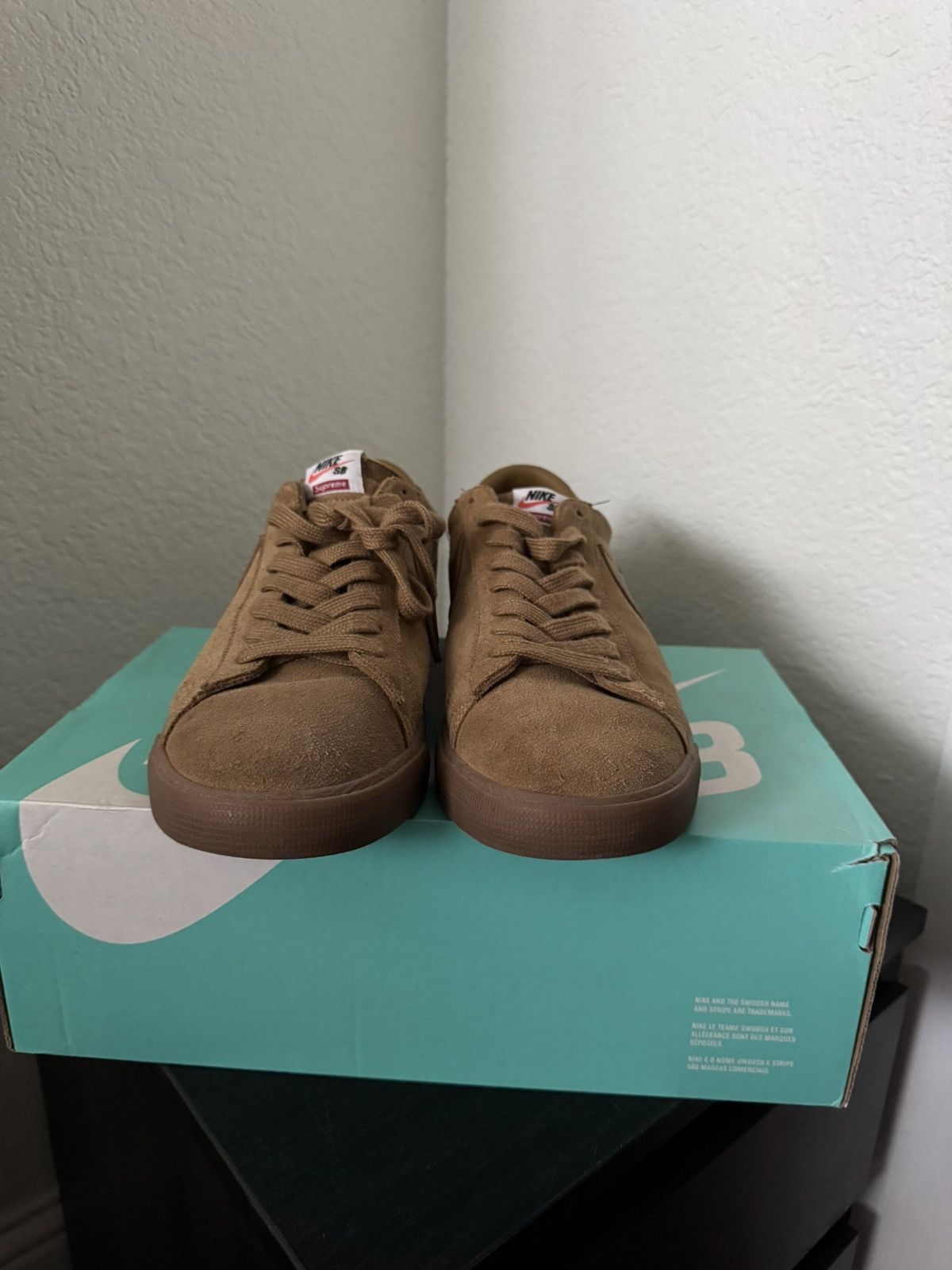 Nike × Supreme Nike Supreme Blazer Low GT Size US 10.5 / EU 43-44 - 2 Thumbnail