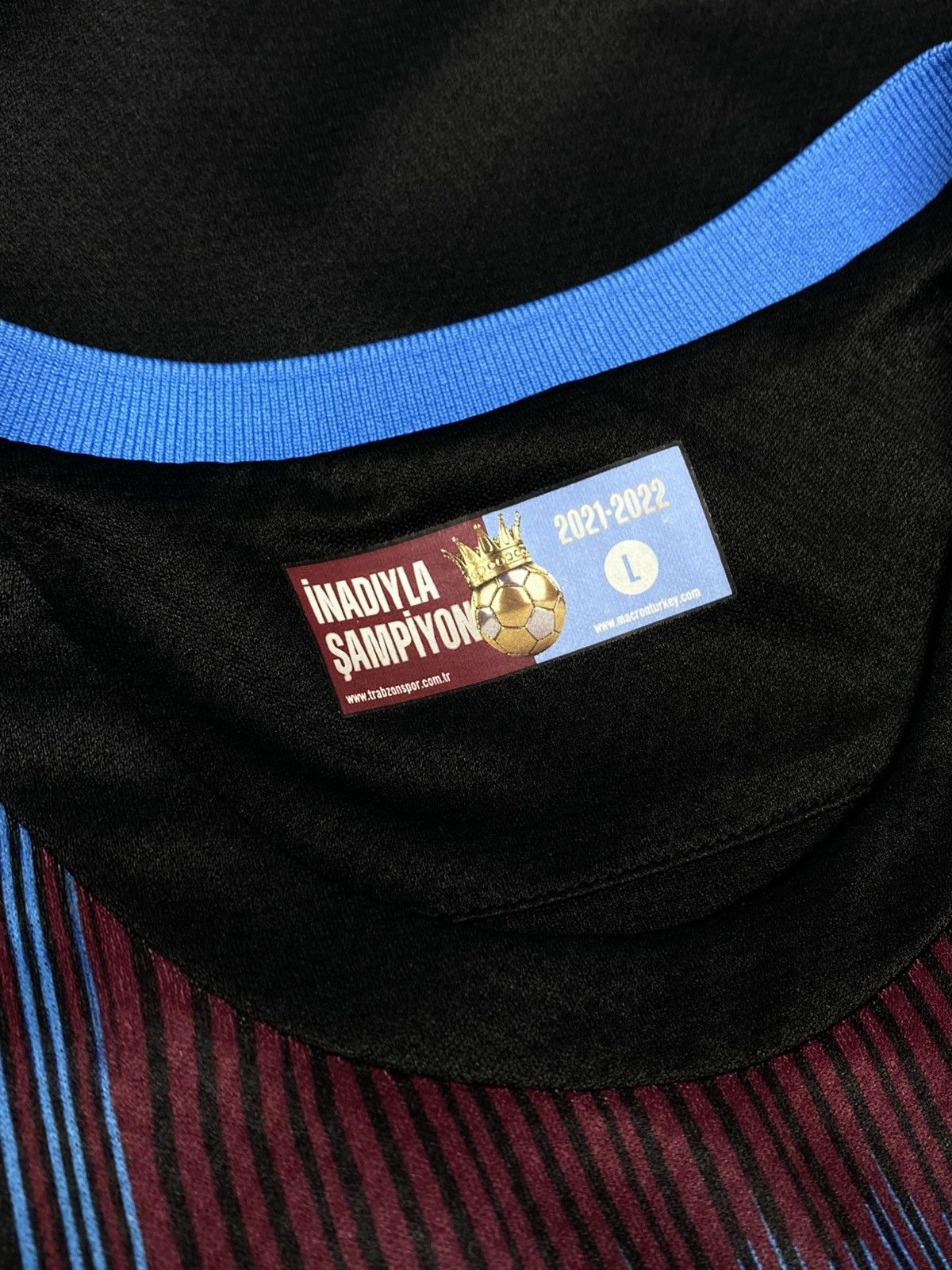 Other Trabzonspor FC 2022/23 Third Match Football Shirt Jersey Size US L / EU 52-54 / 3 - 14 Thumbnail
