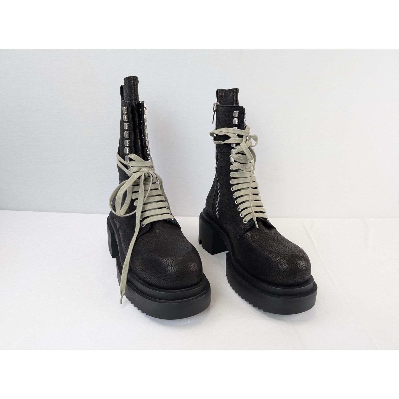 Rick Owens o1rshd1 Lace-up Bogun leather boot with a platform sole Size US 11 / EU 44 - 7 Thumbnail