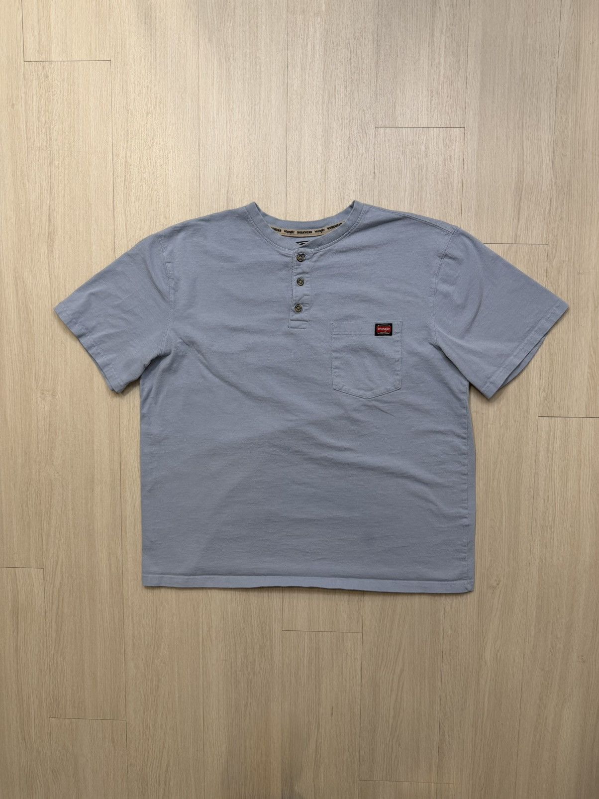 Wrangler Wrangler Workwear Short Sleeve Henley Pocket Shirt Size US XL / EU 56 / 4 - 1 Thumbnail