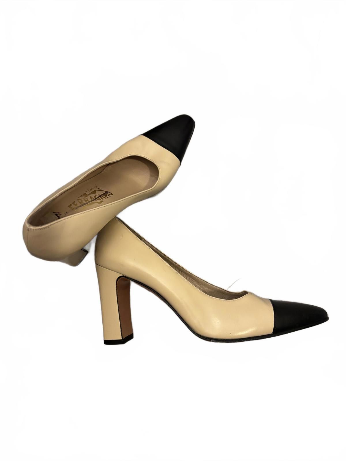 Salvatore Ferragamo Salvatore Ferragamo Two-Tone Leather Women's Pumps 7.5 Size US 7.5 / IT 37.5 - 3 Thumbnail