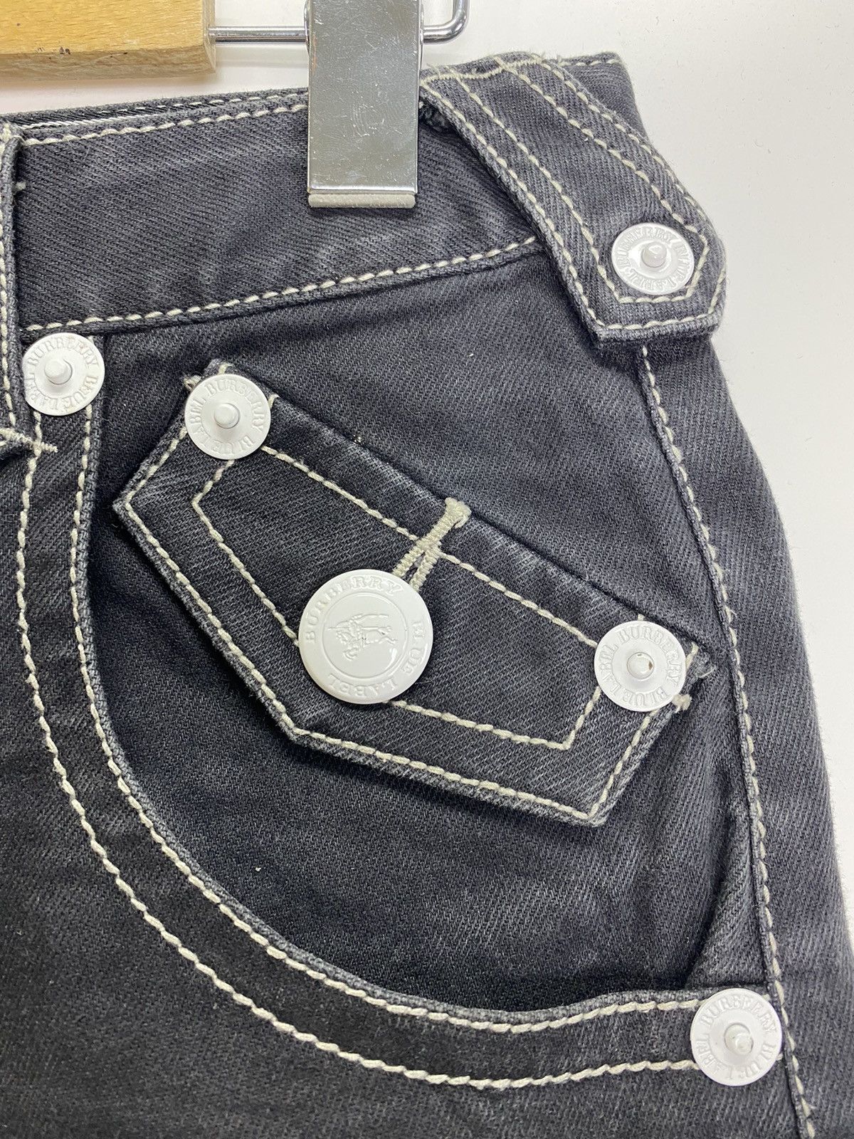 Burberry Burberry blue label mini skirts denim Size 30" / US 8 / IT 44 - 7 Thumbnail