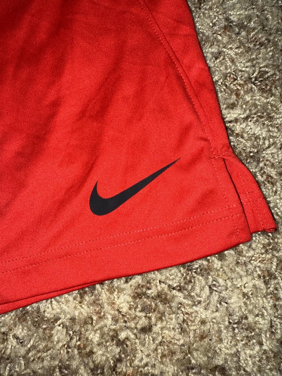 Nike Nike Dri-FIT Academy Men's Dri-FIT Soccer Shorts Size US 40 / EU 56 - 4 Thumbnail