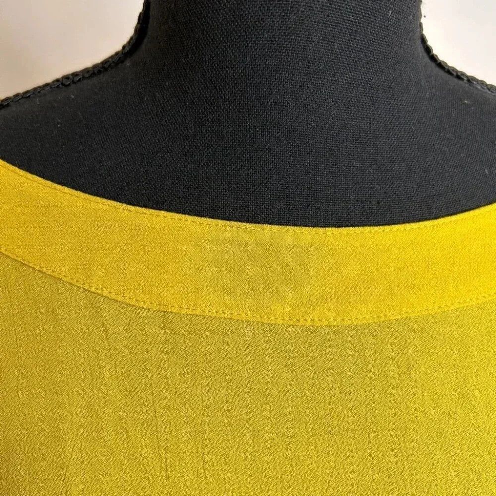 H&M H&M Mustard Blouse in Viscose Size 2 Size XS / US 0-2 / IT 36-38 - 5 Thumbnail
