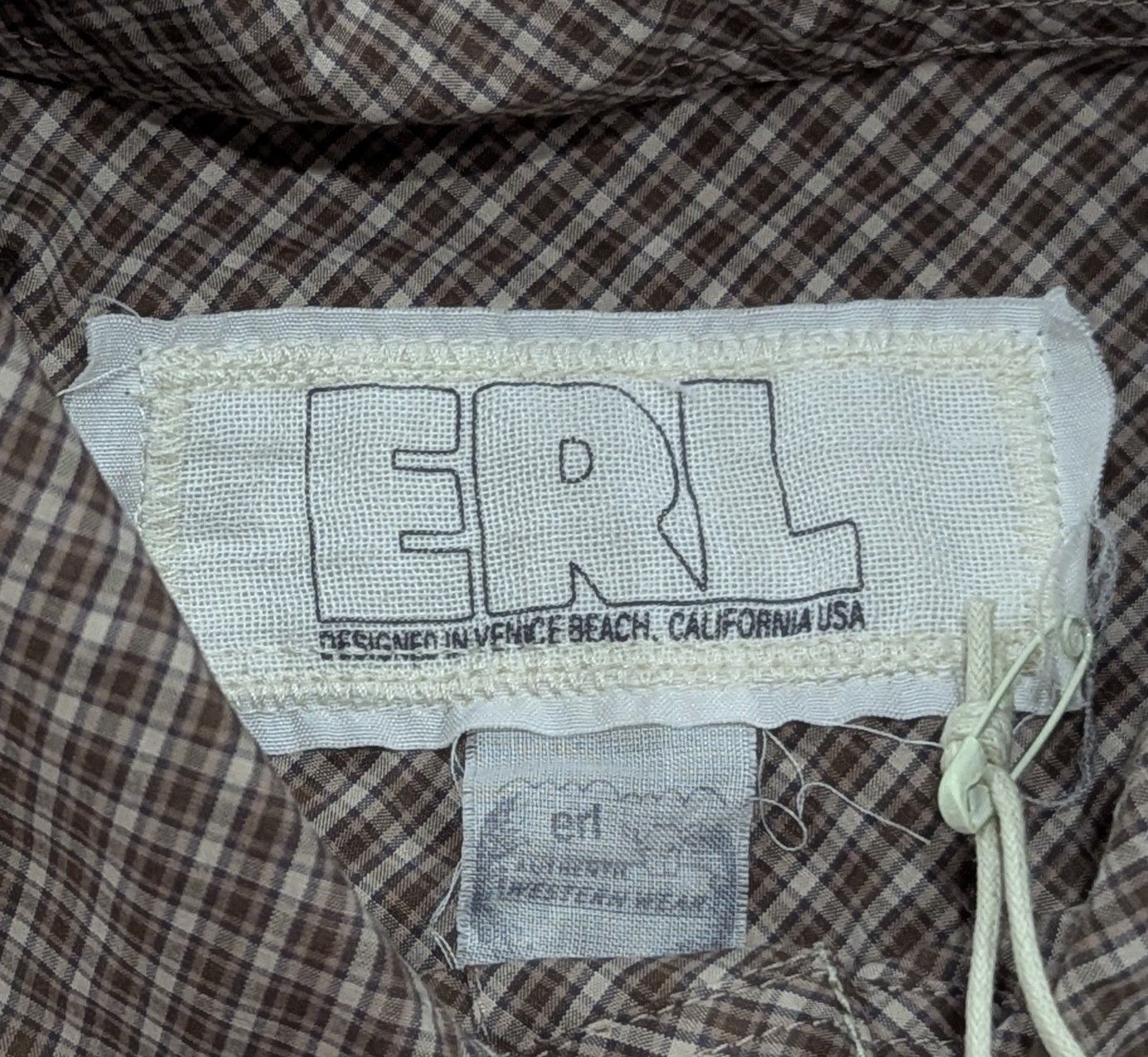ERL ERL Micro Plaid Longline Button Up Sport Shirt Brown Medium Size US M / EU 48-50 / 2 - 6 Thumbnail