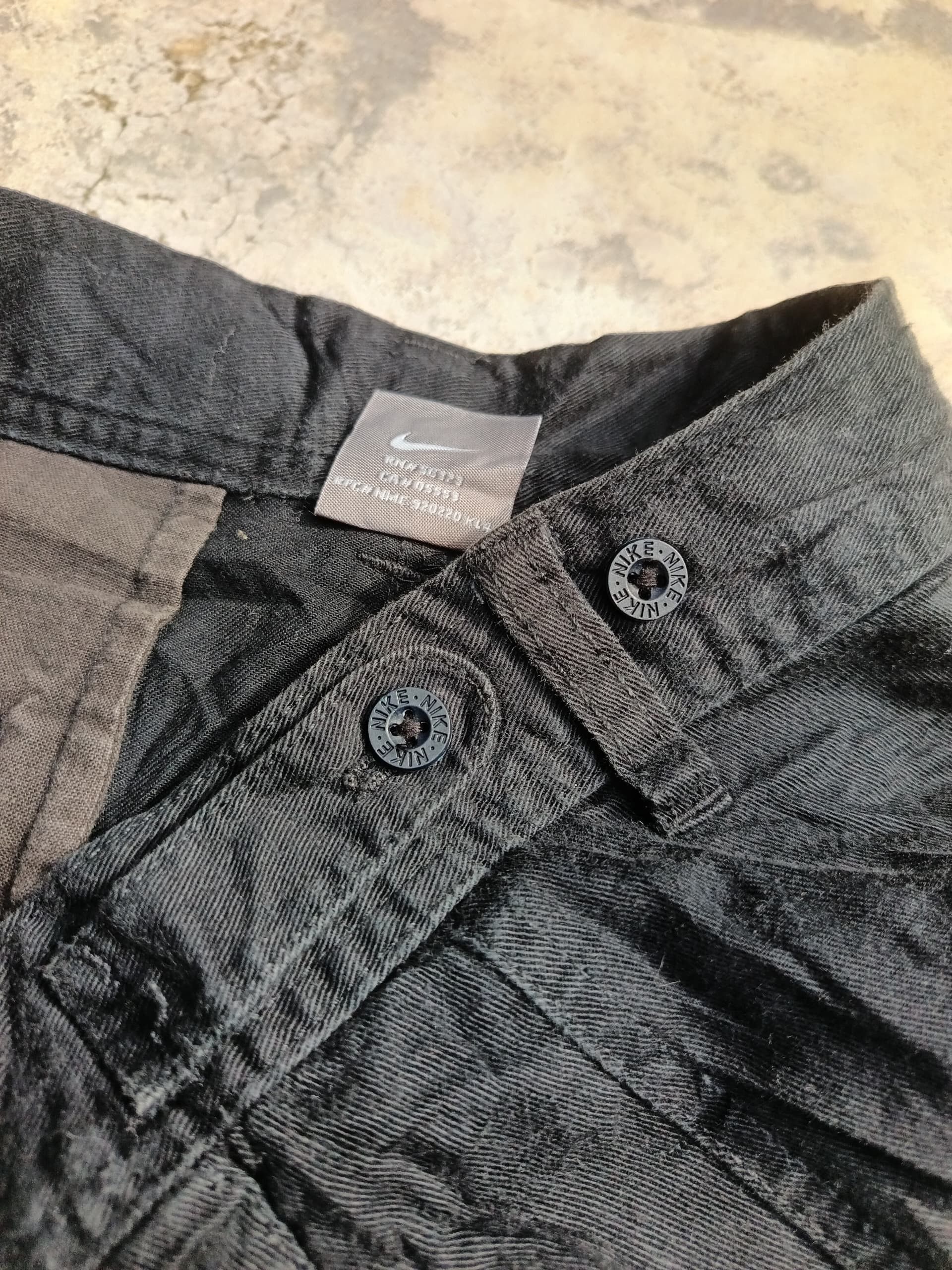 Nike Vintage y2k Nike short pants size 32 Size US 32 / EU 48 - 3 Thumbnail