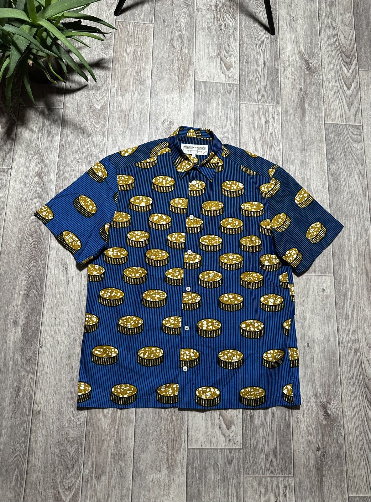 Atelier & Repairs Atelier Beaurepaire Coin Logo Short Sleeve Shirt Size US L / EU 52-54 / 3 - 1 Thumbnail