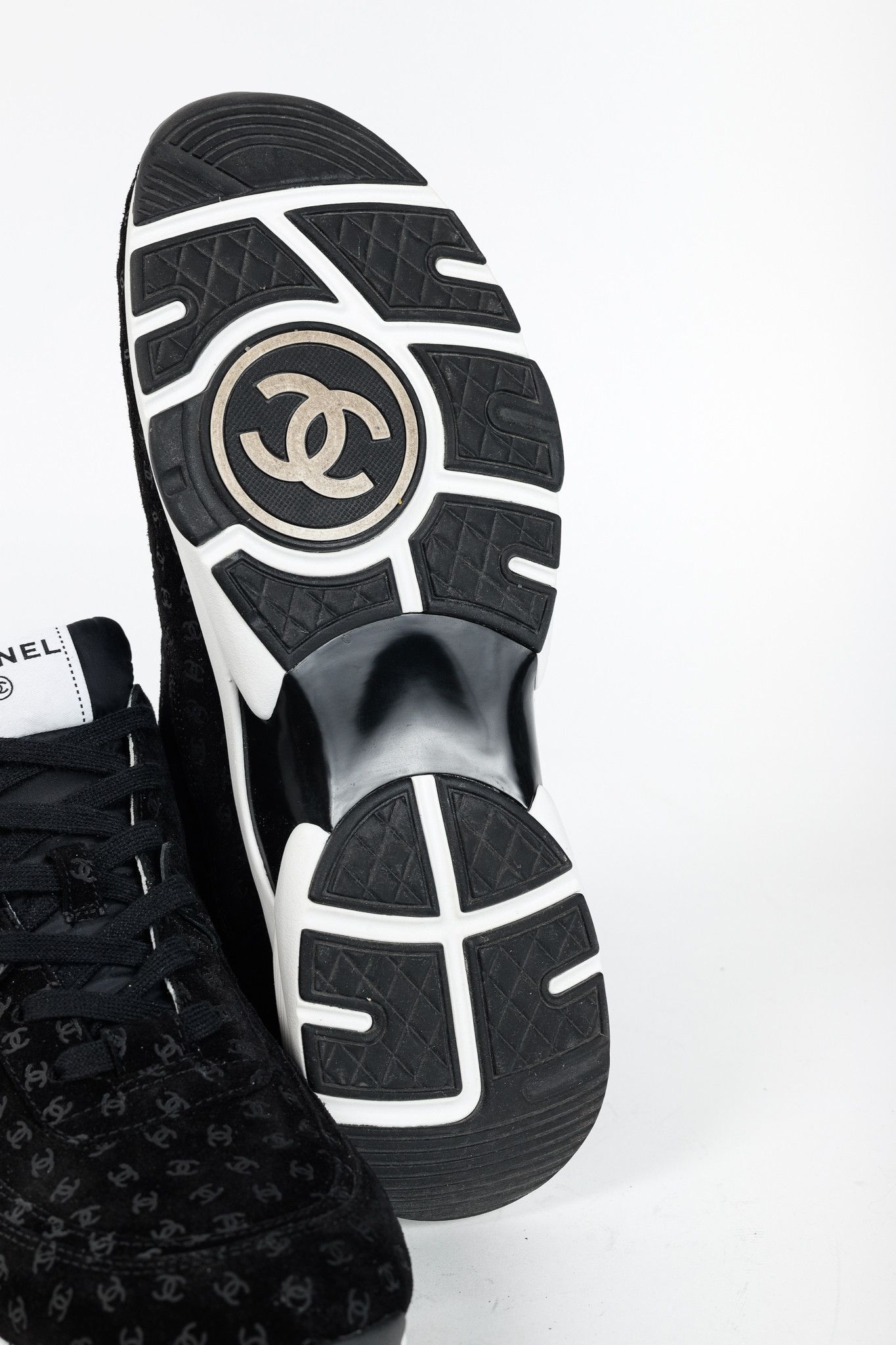 Chanel Chanel 22A Black Printed-CC-Logo Suede Low-Top Sneakers Size US 12 / EU 45 - 6 Thumbnail