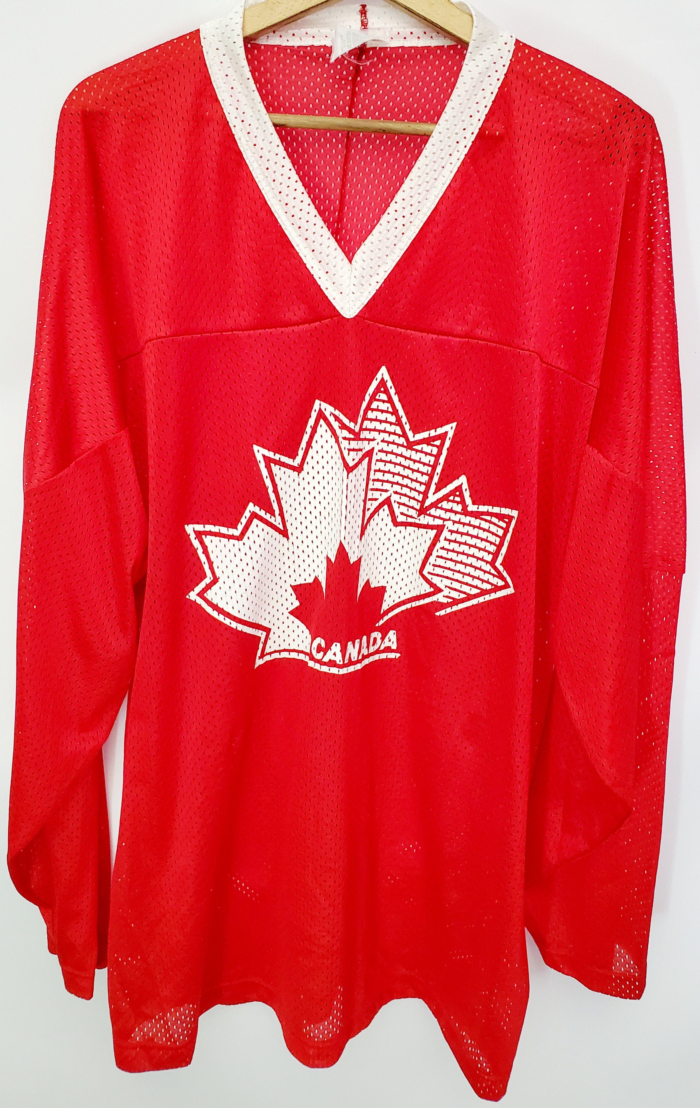 Vintage Vintage Canada Hockey Jersey size Xl perfect condition Size US XL / EU 56 / 4 - 1 Thumbnail
