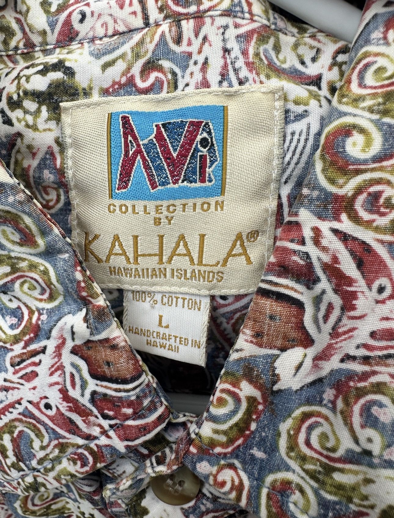 Other Kahala Multicolored Hawaiian Fishes 3/4 Button Men's Large Size US L / EU 52-54 / 3 - 4 Thumbnail