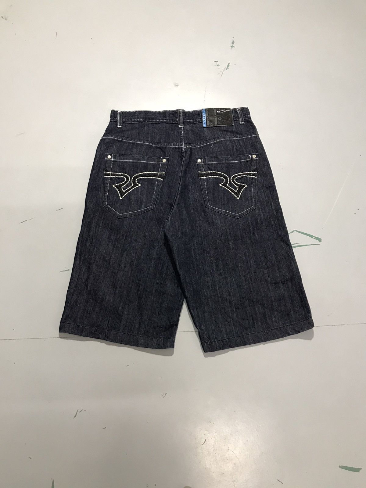 Southpole Vintage southpole denim jort Size US 34 / EU 50 - 2 Thumbnail
