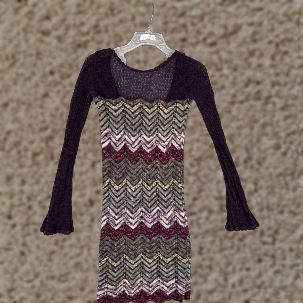Free People VINTAGE Free People Bohemian Dress Women's Small Short Sleeve Crochet Wool Chevron Bell Sleeve Casual Fall Winter Summer Size S / US 4 / IT 40 - 1 Thumbnail