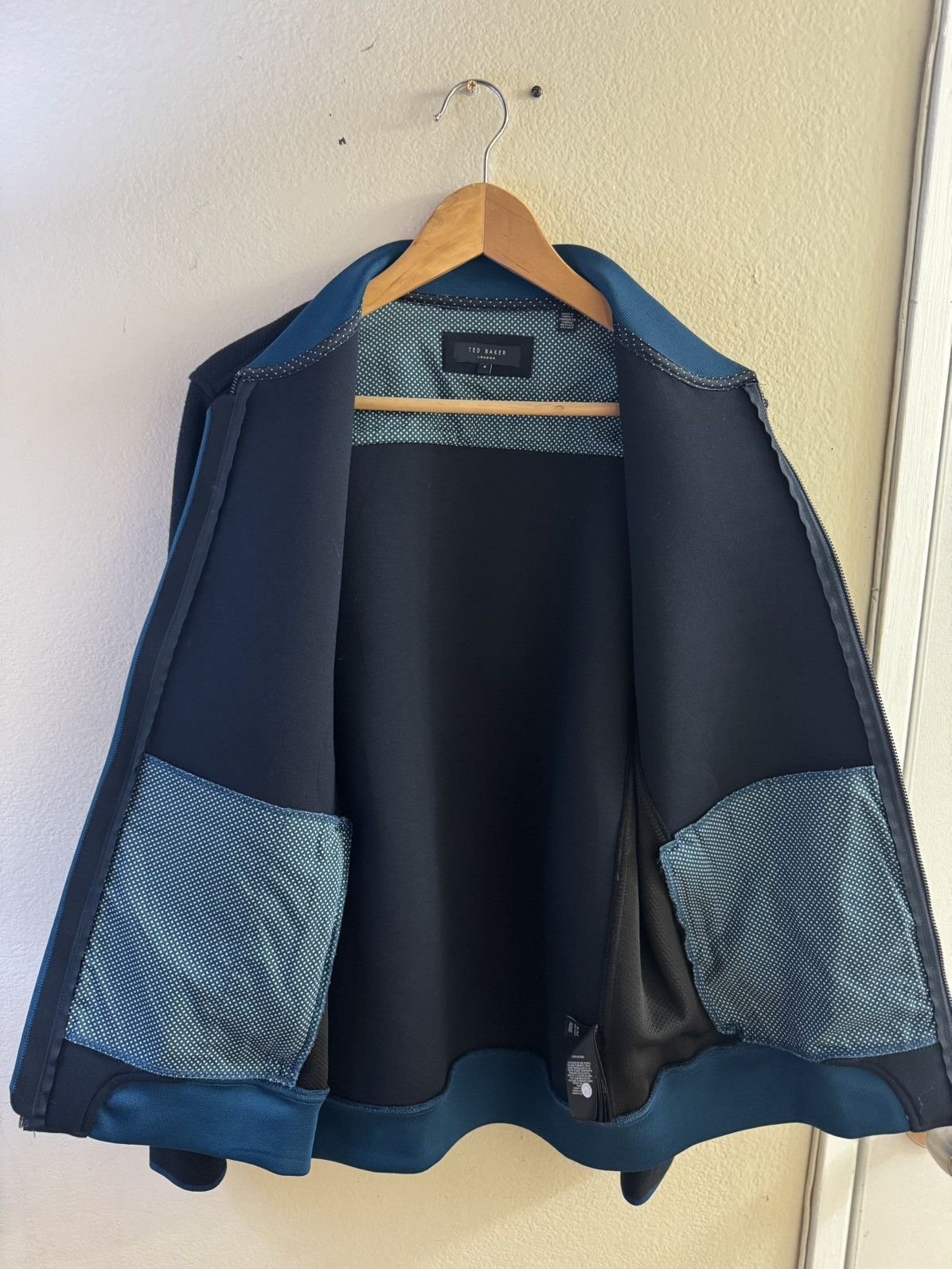 Ted Baker Ted Baker Mens Bomber Jacket M Size 4 Blue Full Zip Size US M / EU 48-50 / 2 - 4 Thumbnail
