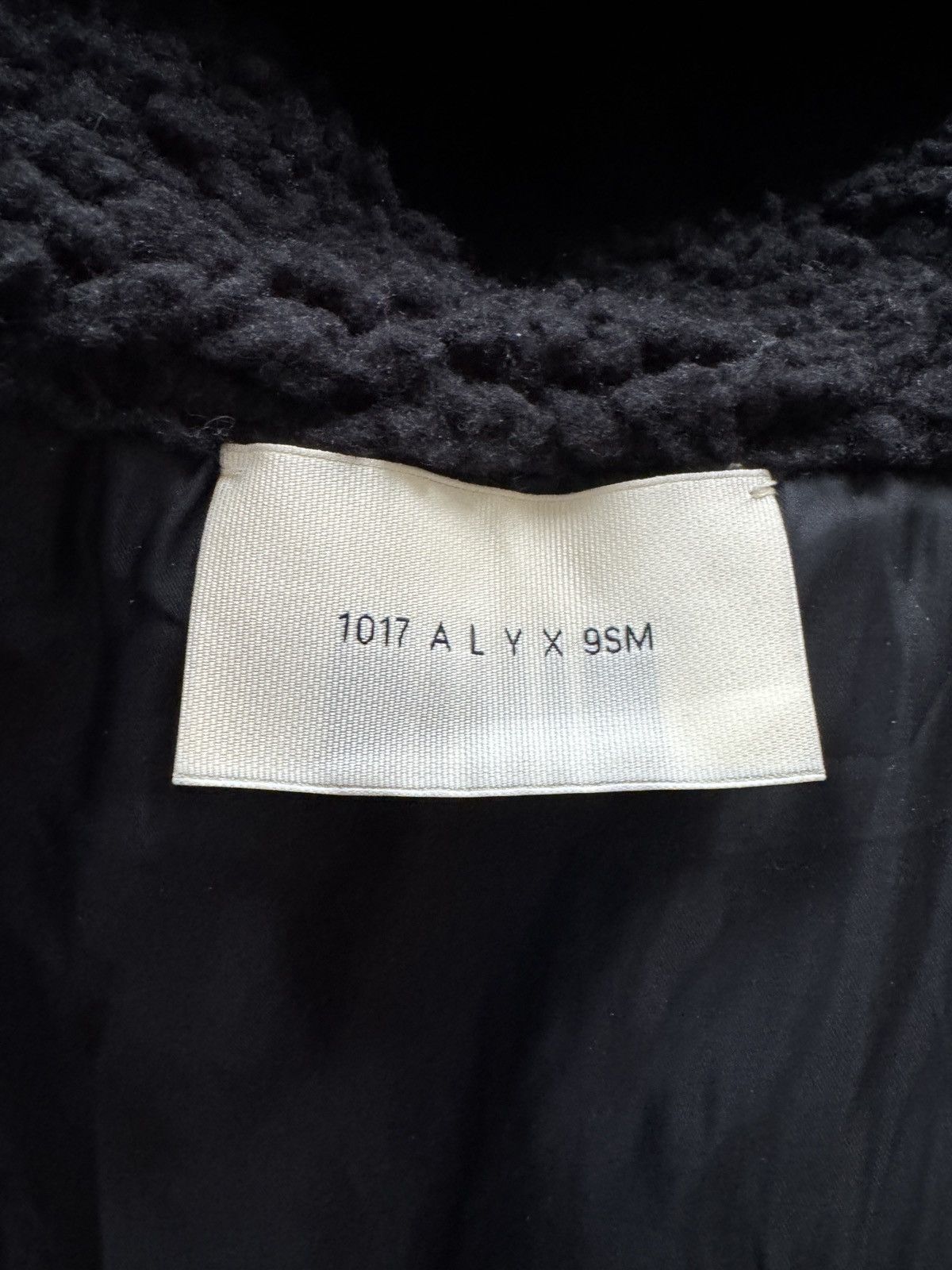 1017 ALYX 9SM 1017 ALYX 9SM Sherpa Fleece Hooded Jacket M Size US M / EU 48-50 / 2 - 3 Thumbnail