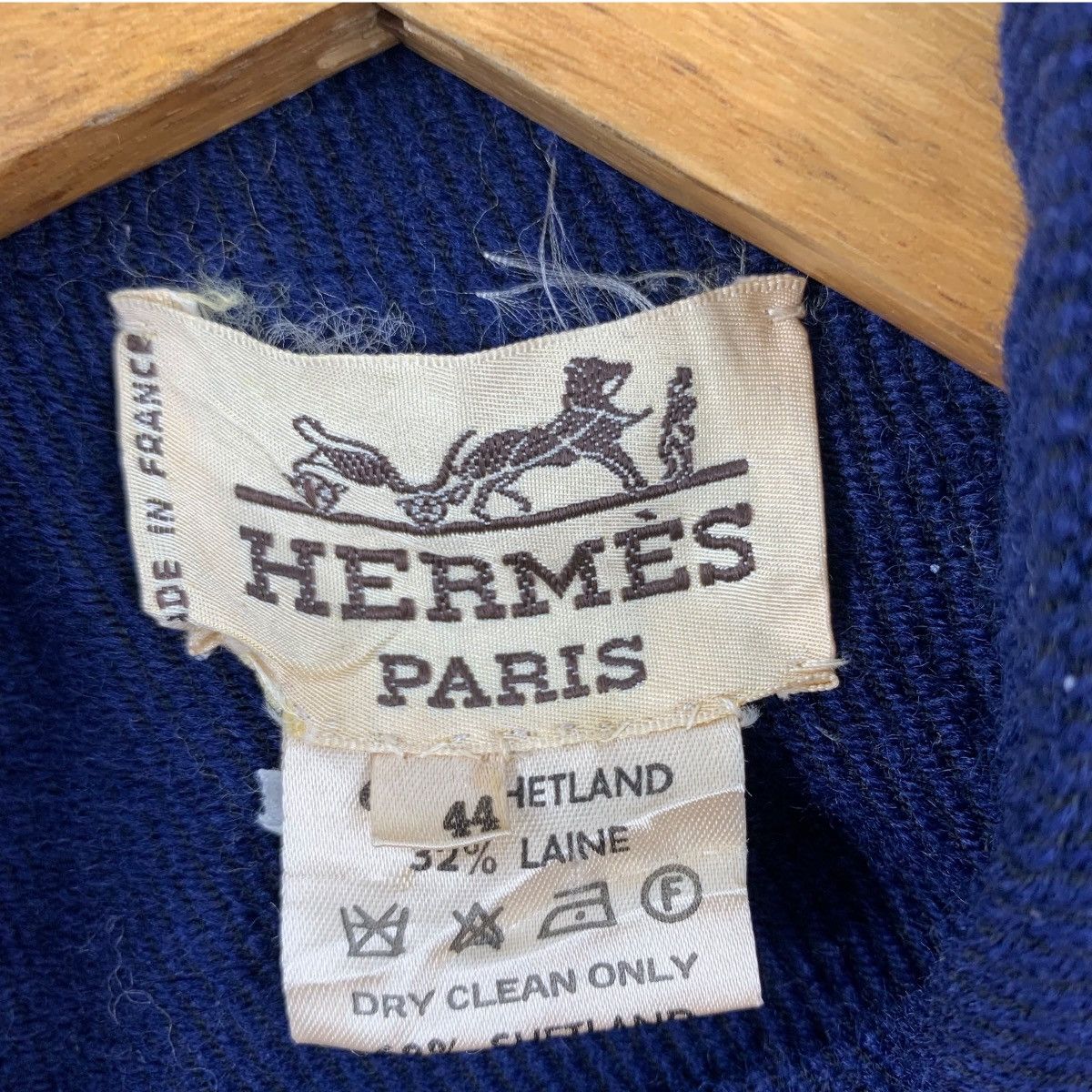 Hermes Distressed Vintage 80s HERMES PARIS France Multi PocketsCoat Size M / US 6-8 / IT 42-44 - 4 Thumbnail