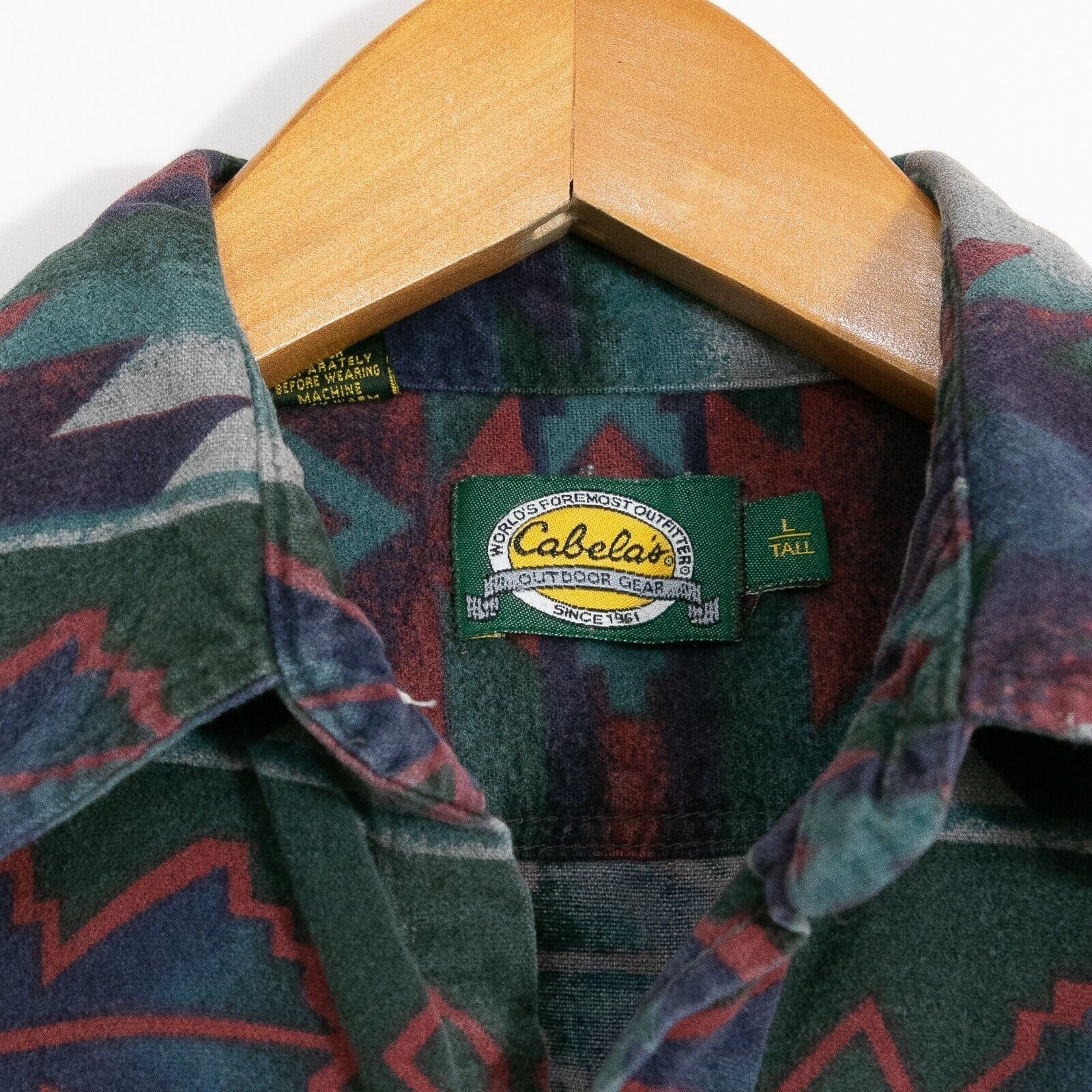 Vintage Vintage Cabelas Aztec Pattern Button Up Shirt Large Tall Size US L / EU 52-54 / 3 - 4 Thumbnail
