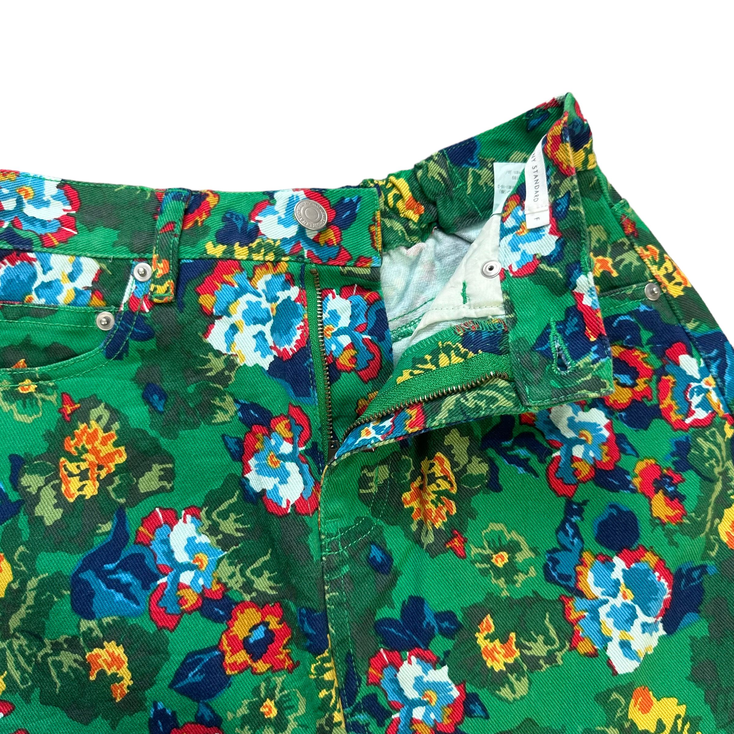 Japanese Brand FLOWERS FULLPRINT / OVERPRINT DENIM MINI SKIRT #8652-019 Size 24" / US 00 / IT 34 - 4 Thumbnail