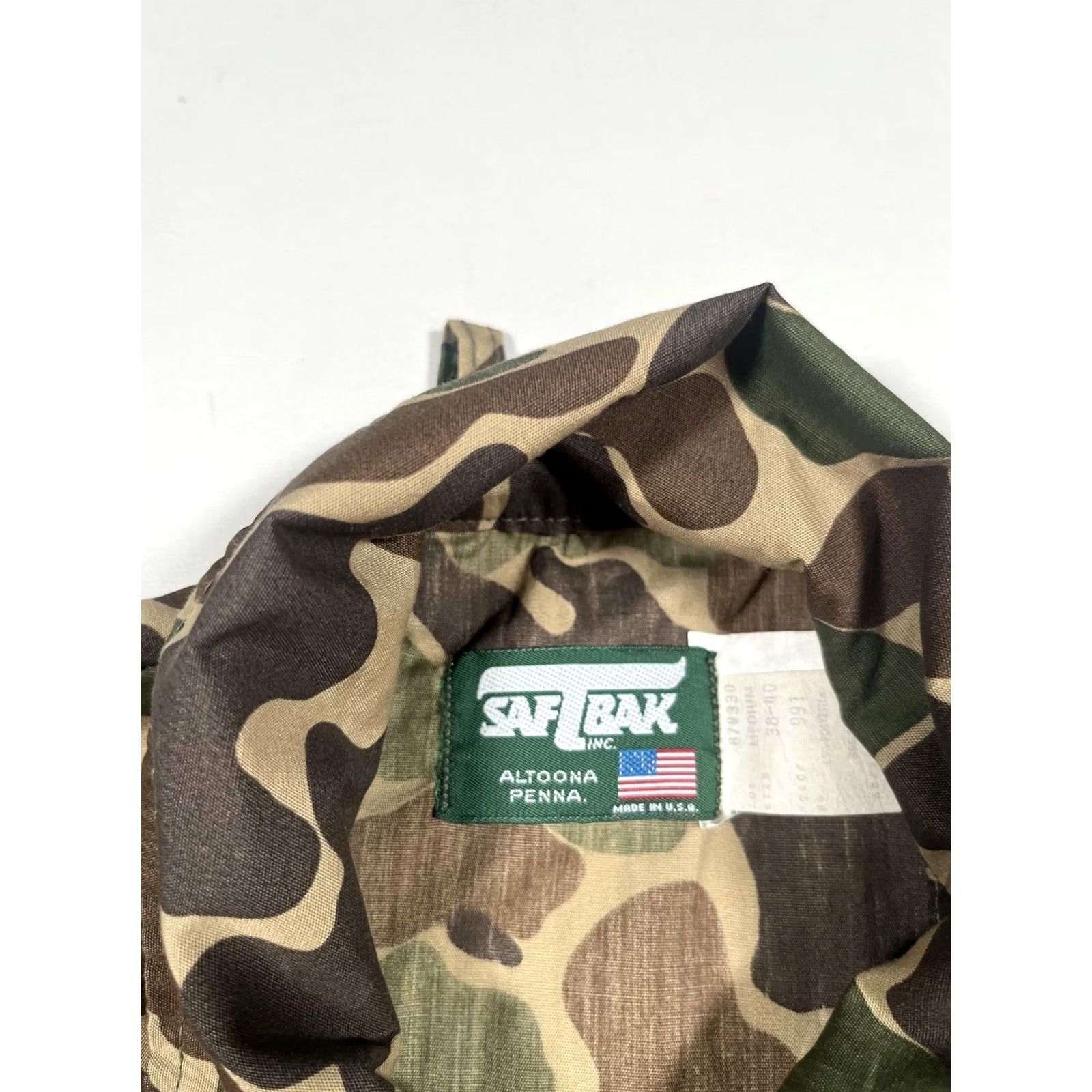 Vintage VINTAGE SAF-BAK Jacket Mens Medium Brown Camo Hunting Field Workwear USA Canvas Size US M / EU 48-50 / 2 - 4 Thumbnail