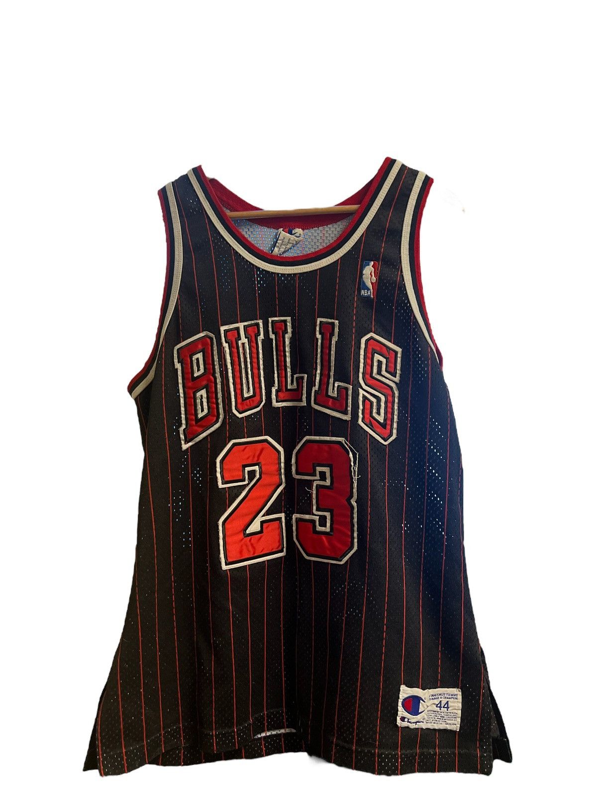 image of Vintage Chicago Bulls Authentic 1996 Jersey Pin Champion in Black, Men's (Size Large)