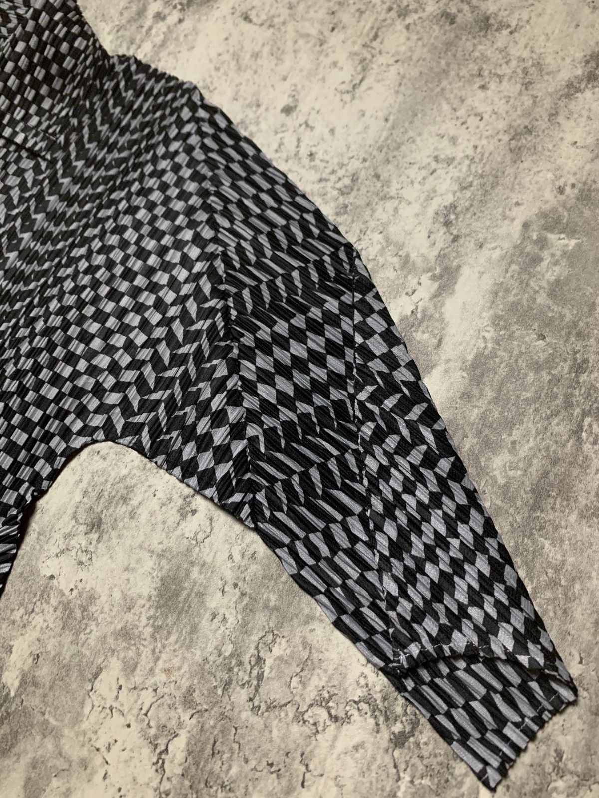 Pleats Please Issey Miyake FREE TARIFF Pleats Please Pleated Tribal Patterned Size M / US 6-8 / IT 42-44 - 9 Thumbnail