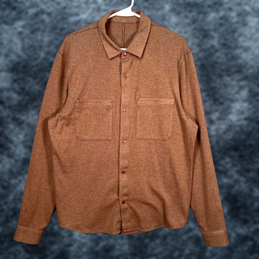 Lululemon Lululemon Men Button-Up Shirt Brown Long Sleeve Casual Size US L / EU 52-54 / 3 - 1 Thumbnail