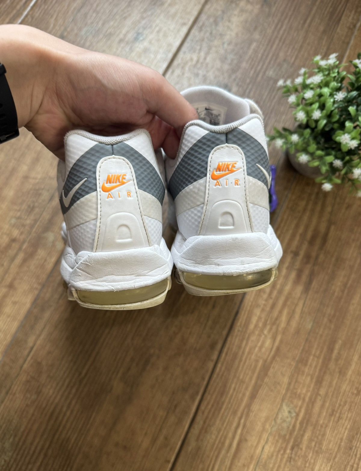 Nike Nike Air Max 95 White Grey CI2298-100 Size US 9 / EU 42.5 Size US 9 / EU 42 - 5 Thumbnail
