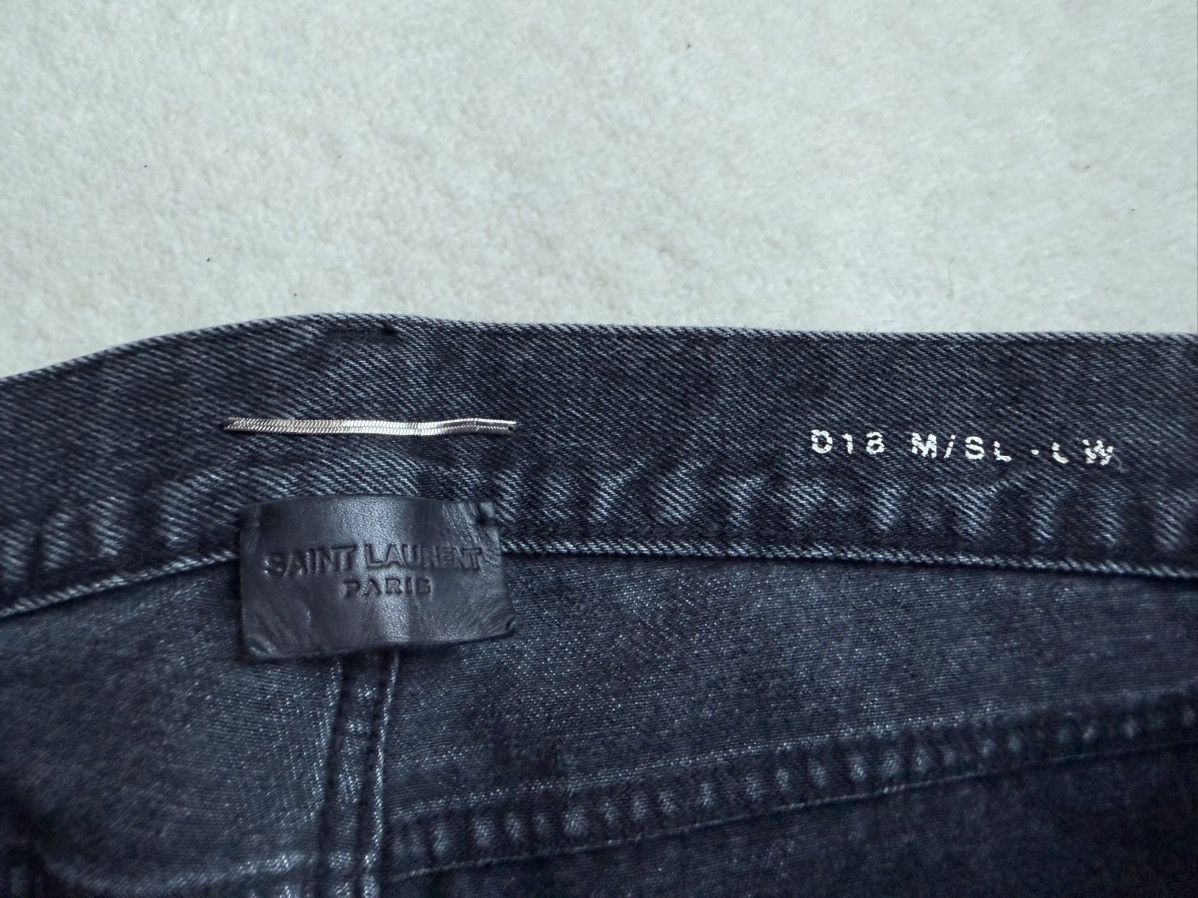 Saint Laurent Paris FW18 Saint Laurent dark grey black denim jeans distressed 32 Size US 32 / EU 48 - 23 Thumbnail