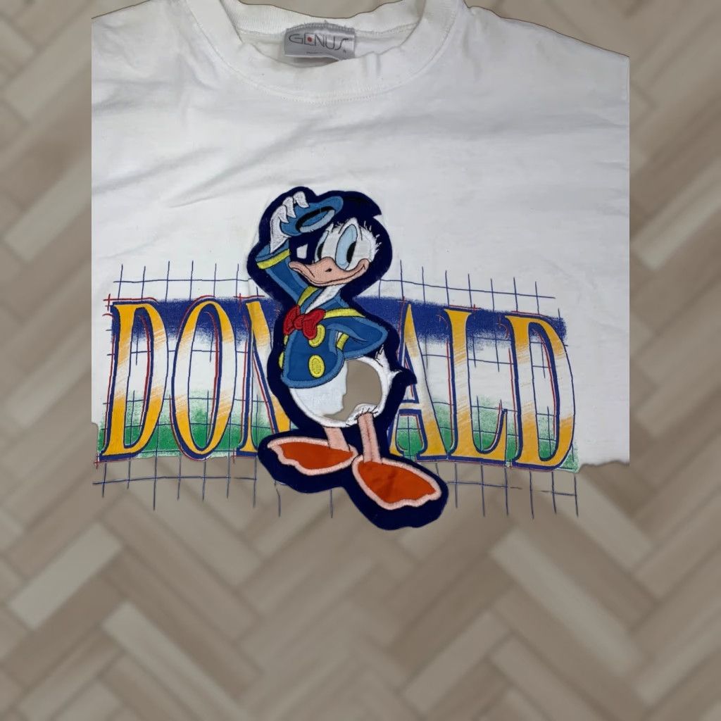 Vintage VINTAGE Donald Duck Shirt Mens M White 90s Disney Cotton T-Shirt Short Sleeve Crew Neck Genus United States Men M White 90s Shirt Size US M / EU 48-50 / 2 - 1 Thumbnail