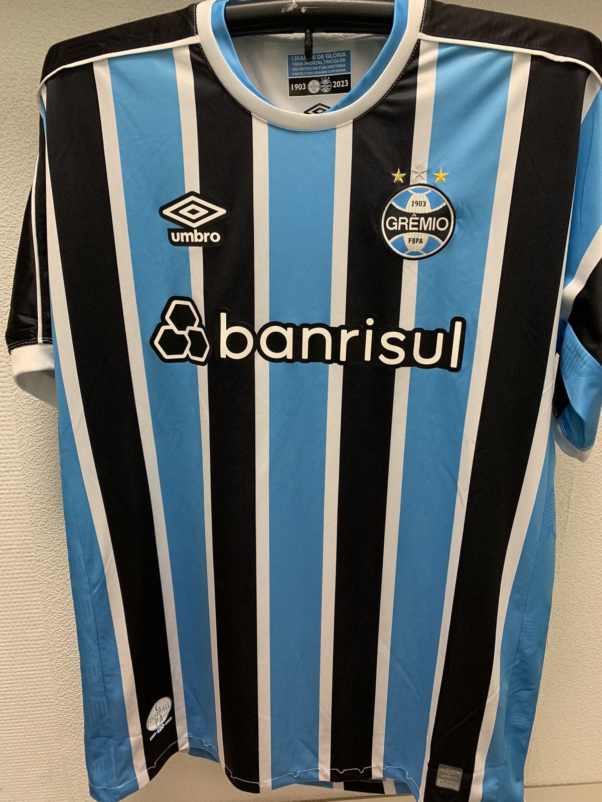 Umbro Gremio Suarez 9 Umbro soccer jersey 4xl xxxxl brasil Brazil Size US XXL / EU 58 / 5 - 6 Thumbnail