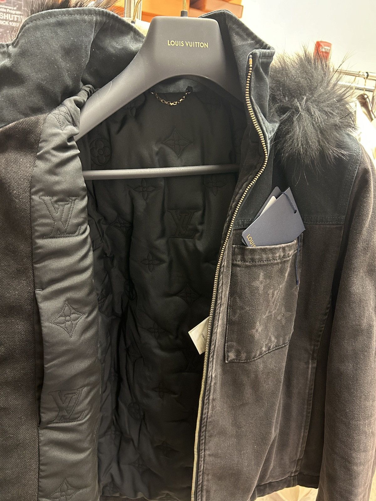 Louis Vuitton Louis Vuitton Denim Blouson with Fur Hood Size US M / EU 48-50 / 2 - 4 Thumbnail