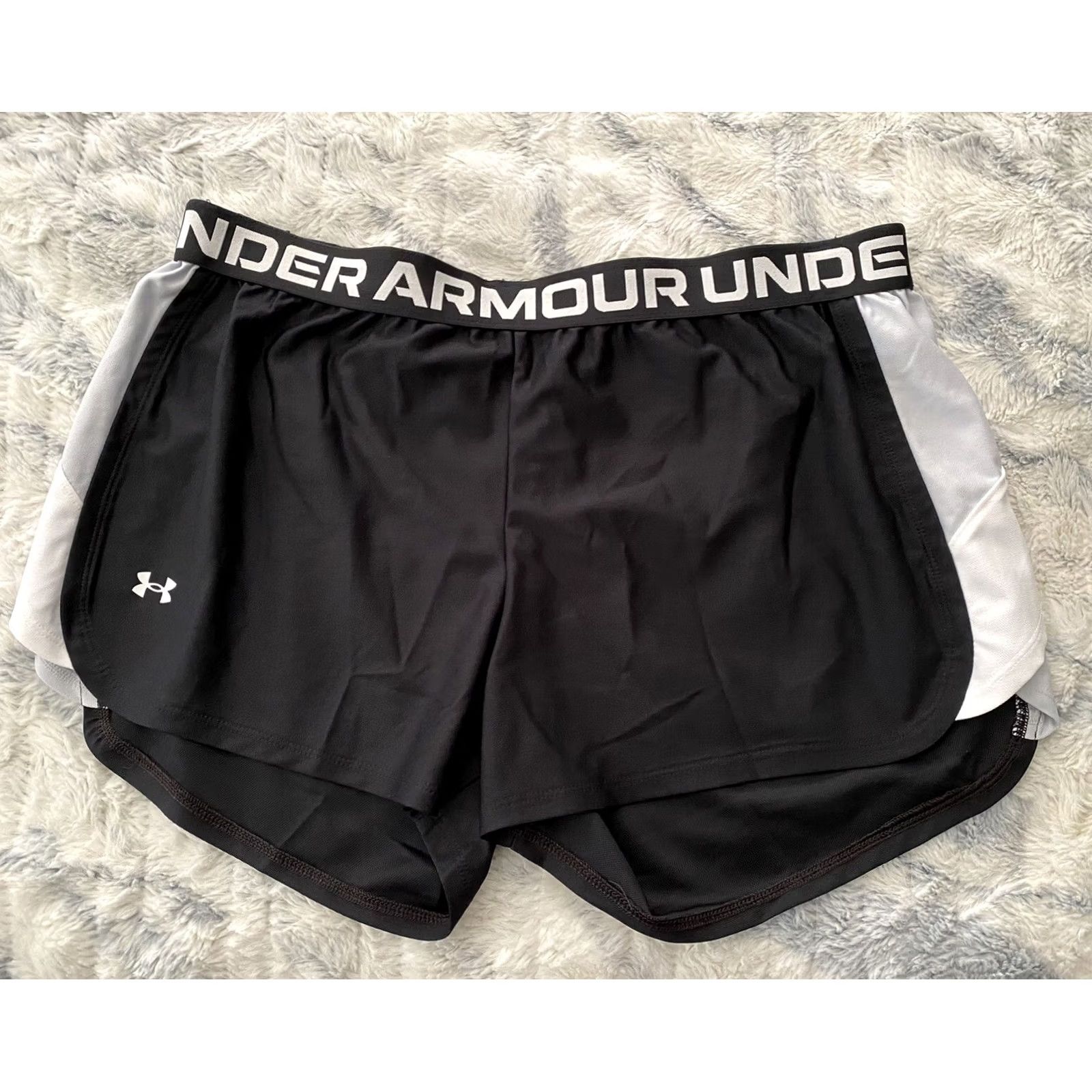 Under Armour NWOT Under Armour Women’s Athletic Shorts XL Multicolor Black With White Loose Fit, Regular, Activewear, Womens Size 40" / US 18 - 2 Thumbnail