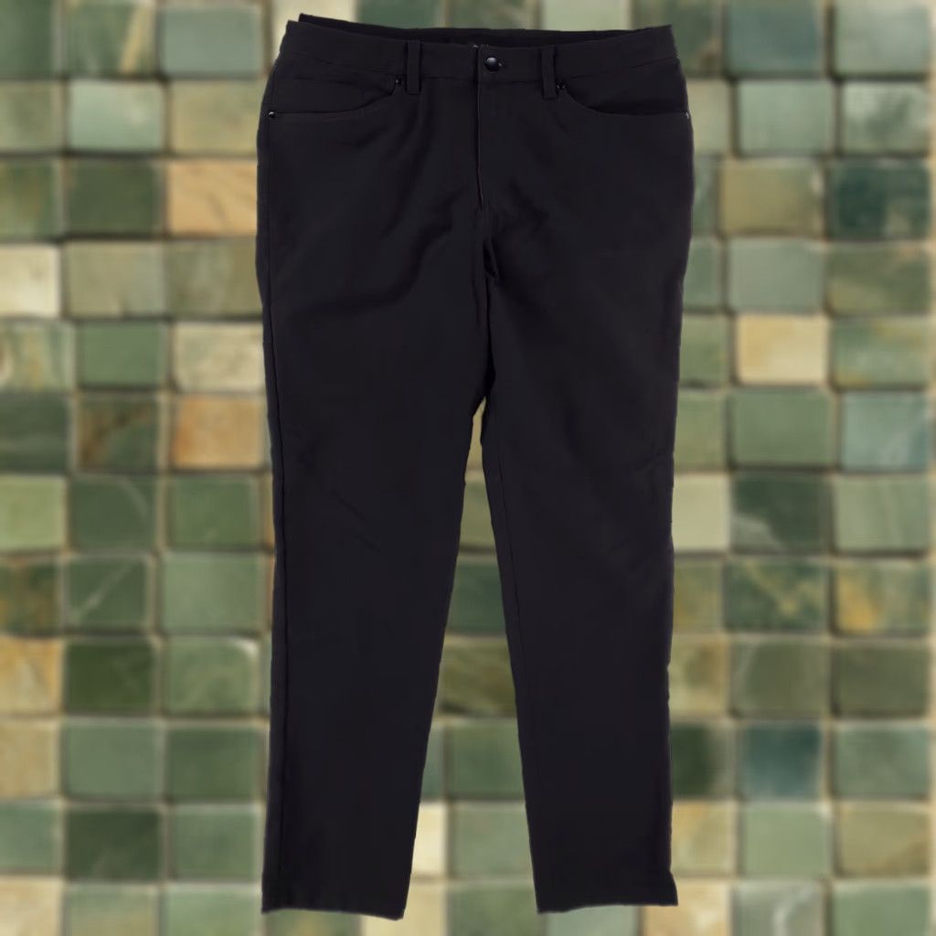 Lululemon Lululemon Versatwill Pants Black Mens 36 Inseam 31 Pants Chino Regular 36x31 Mens Black Versatwill Pants Size US 36 / EU 52 - 1 Thumbnail