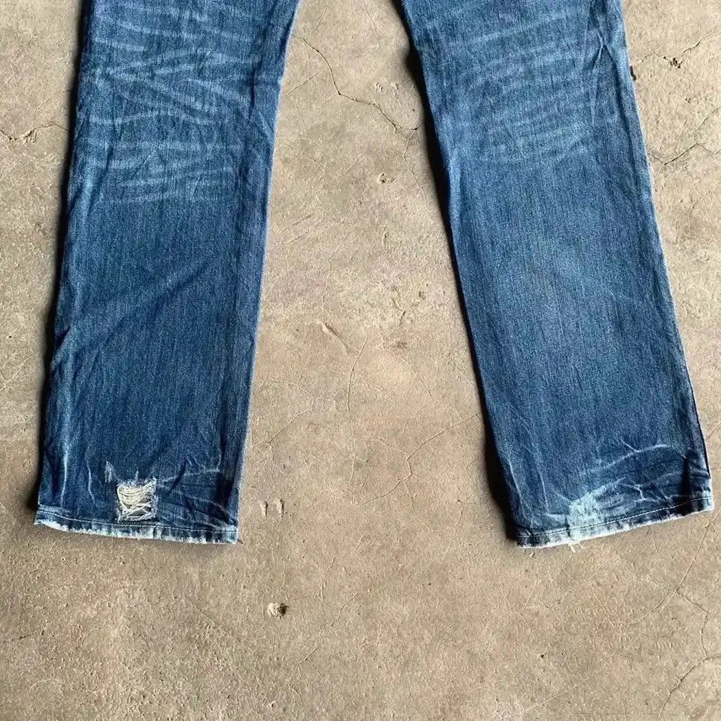 Abercrombie & Fitch 💥 STEALS💥RIPPED JEANS ABERCROMBIE&FITCH DENIM RUGGED PANTS Size US 33 - 14 Thumbnail