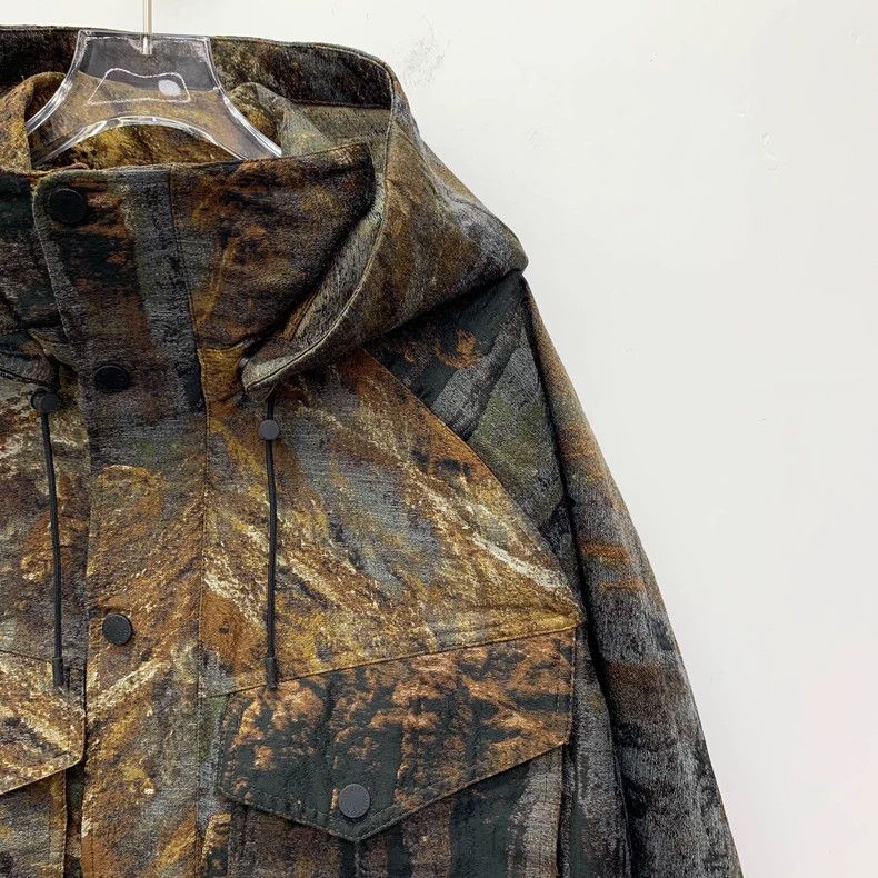 Louis Vuitton Louis Vuitton Color-block camo mountain print wool hooded Size US M / EU 48-50 / 2 - 3 Thumbnail