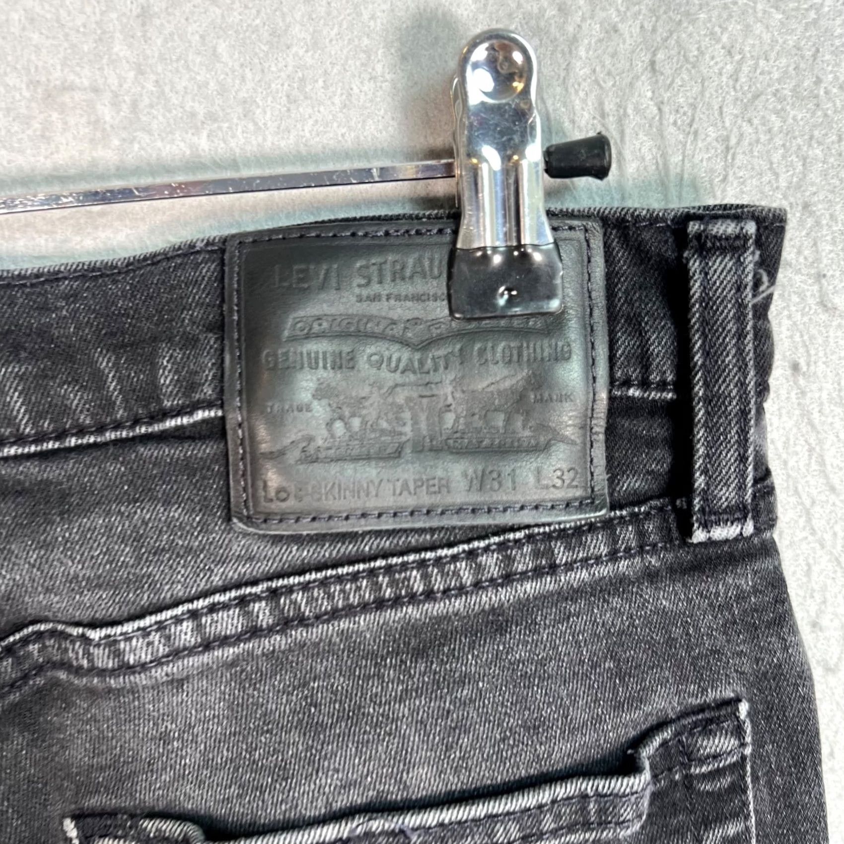 Levi's Levis 512 Jeans Mens Size 31 x 32 Skinny Taper Black Denim Size US 31 - 3 Thumbnail