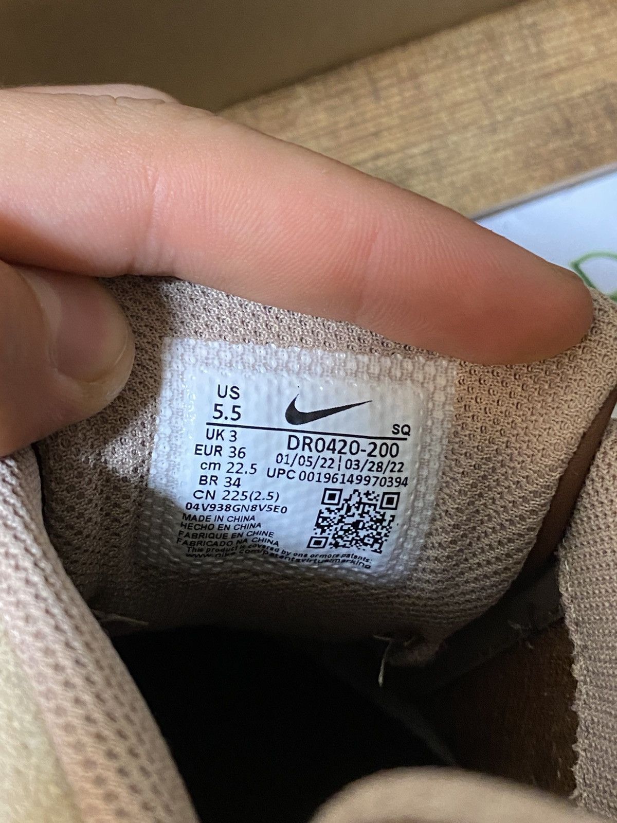 Jacquemus × Nike JACQUEMUS X NIKE AIR HUMARA LX Size US 5.5 / IT 35.5 - 7 Thumbnail