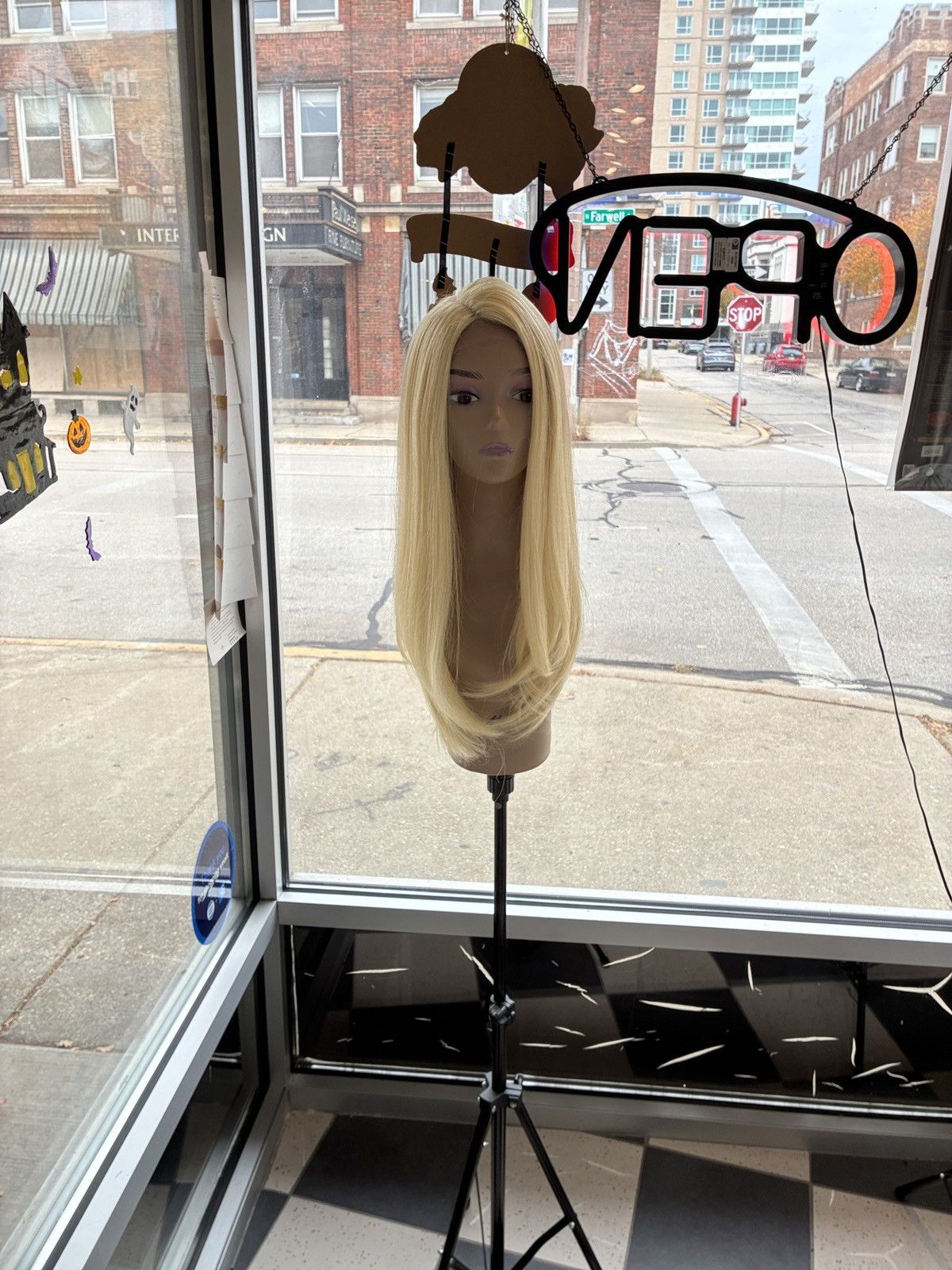 Other Tess wigs Size ONE SIZE - 1 Thumbnail