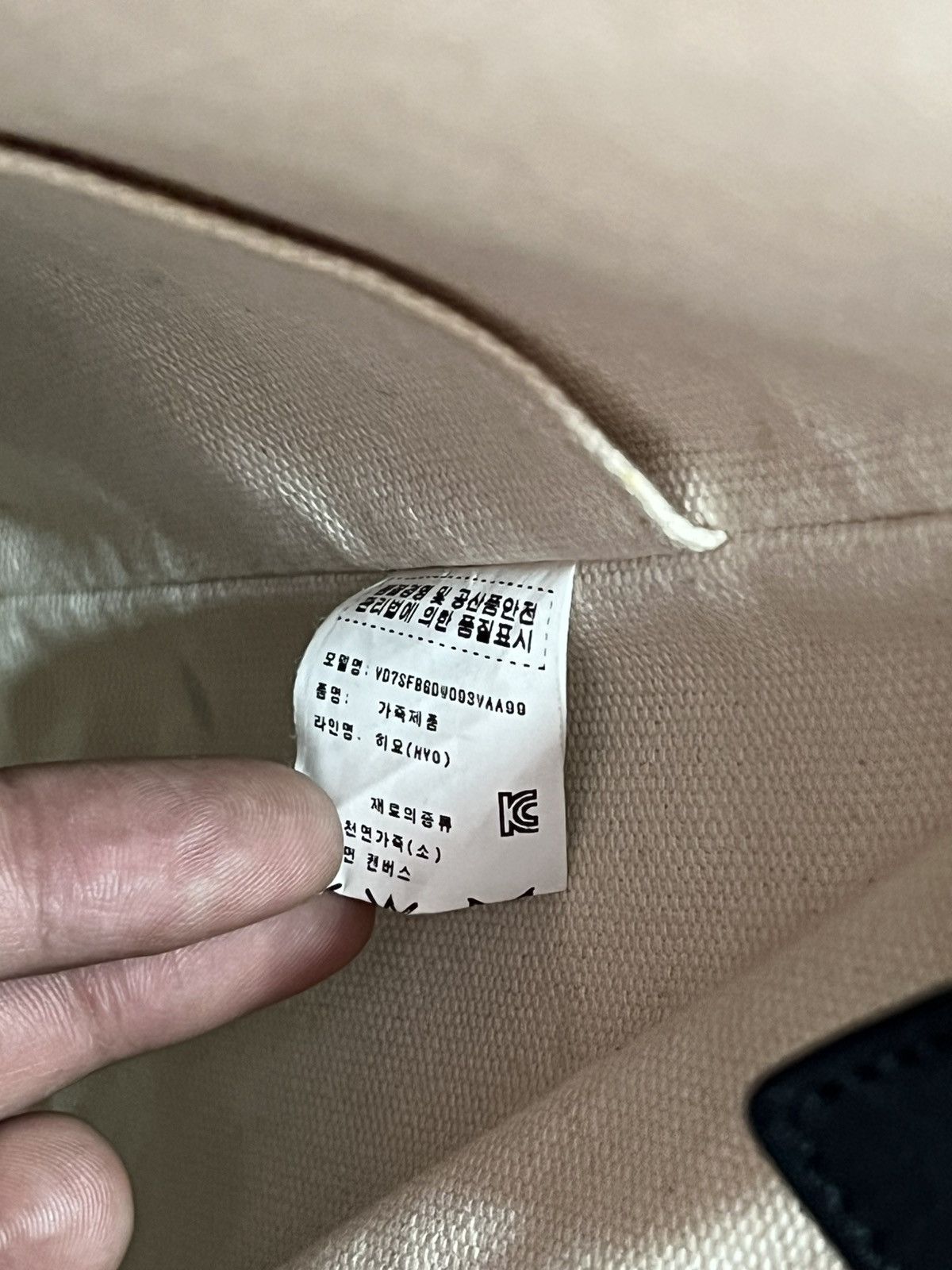 Leather Vincis’ x Kong Hyo Jin Black Leather Bag AW16 Collection Size ONE SIZE - 10 Thumbnail