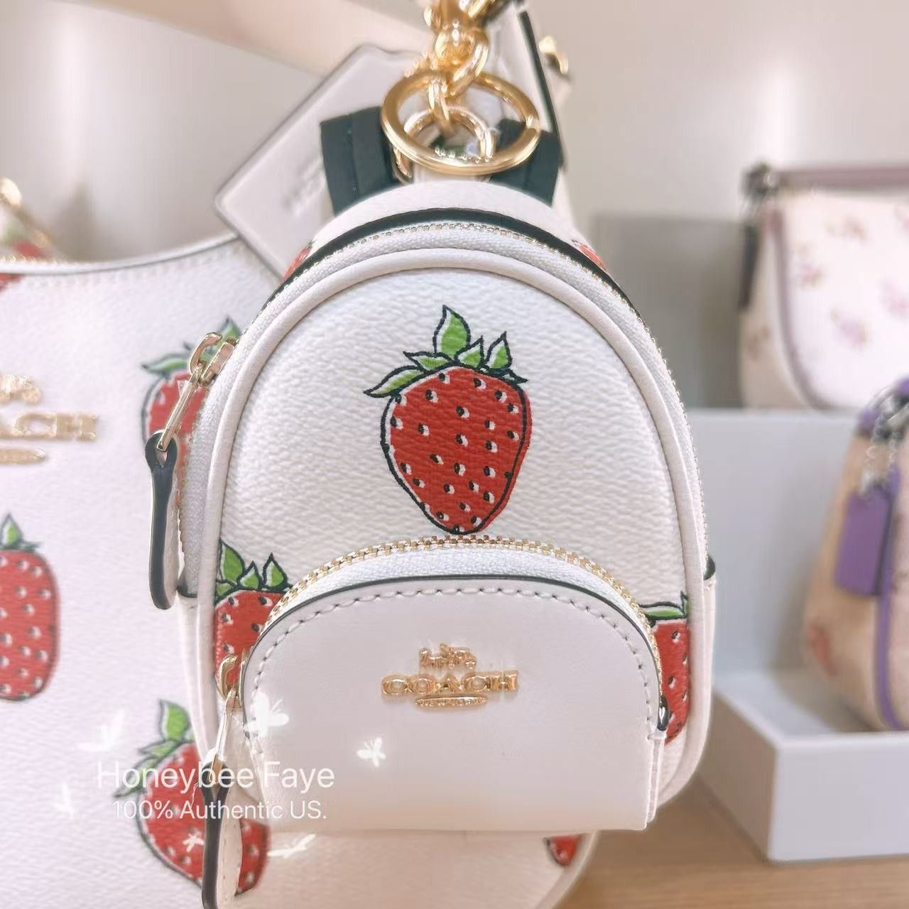 Maggie Tote Bag In Signature Leather CY672