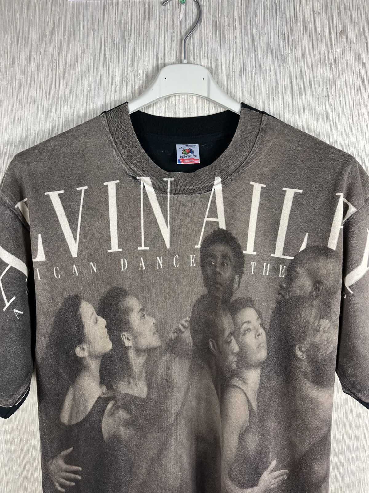 Vintage Vintage 90s Alvin Ailey x Annie Liebovitz full print t-shirt Size US L / EU 52-54 / 3 - 3 Thumbnail