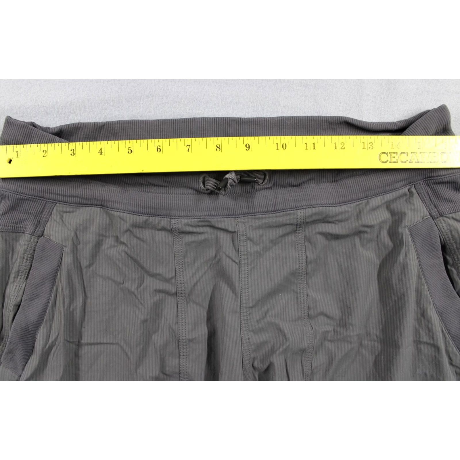 Lululemon Lululemon Pants Womens Medium Gray Striped Cropped Lightweight Drawstring Yoga Size 32" / US 10 / IT 46 - 5 Thumbnail