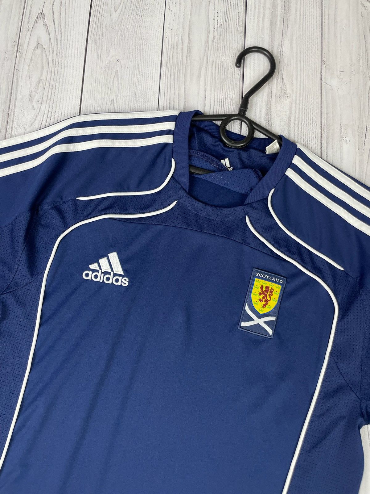 Adidas Vintage adidas Scotland soccer jersey size M blue Size US M / EU 48-50 / 2 - 2 Thumbnail