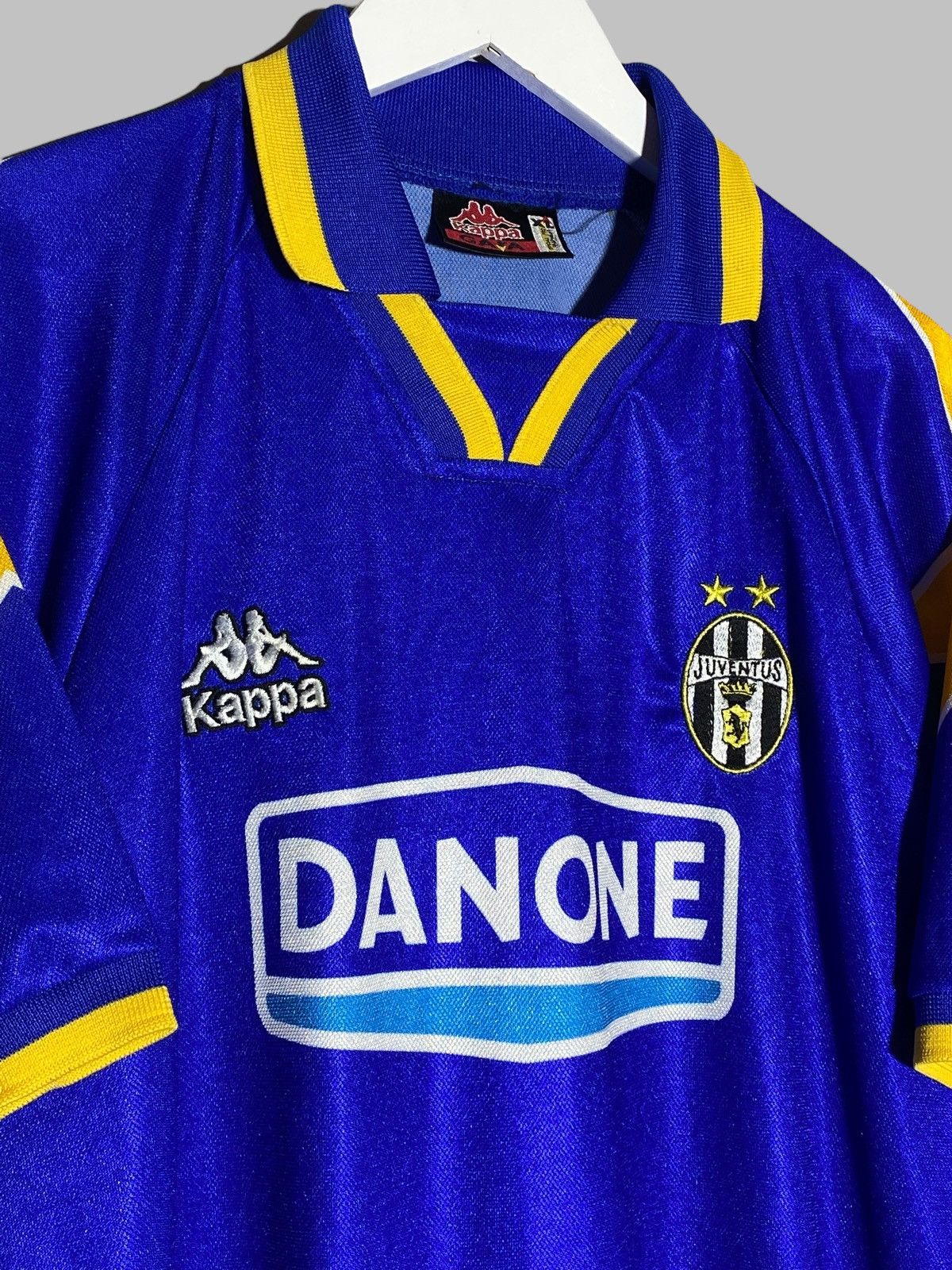Kappa Vintage Kappa Juventus 1994 1995 Away Football Shirt Danone Size US XL / EU 56 / 4 - 3 Thumbnail