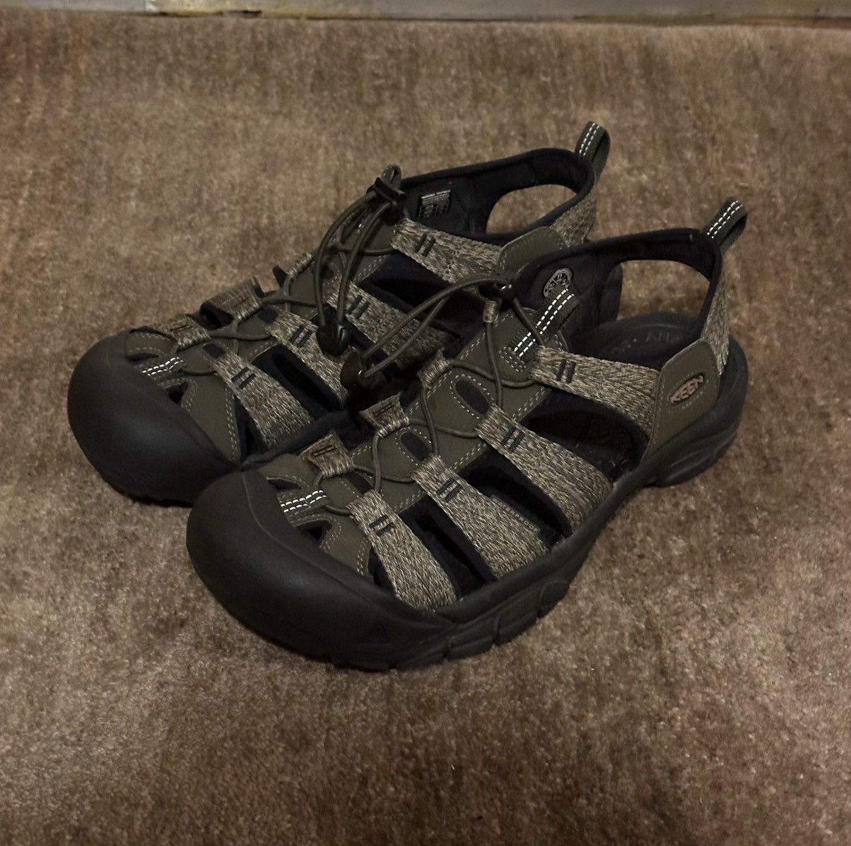 KEEN Newport H2 Forest Night/Black green sandal