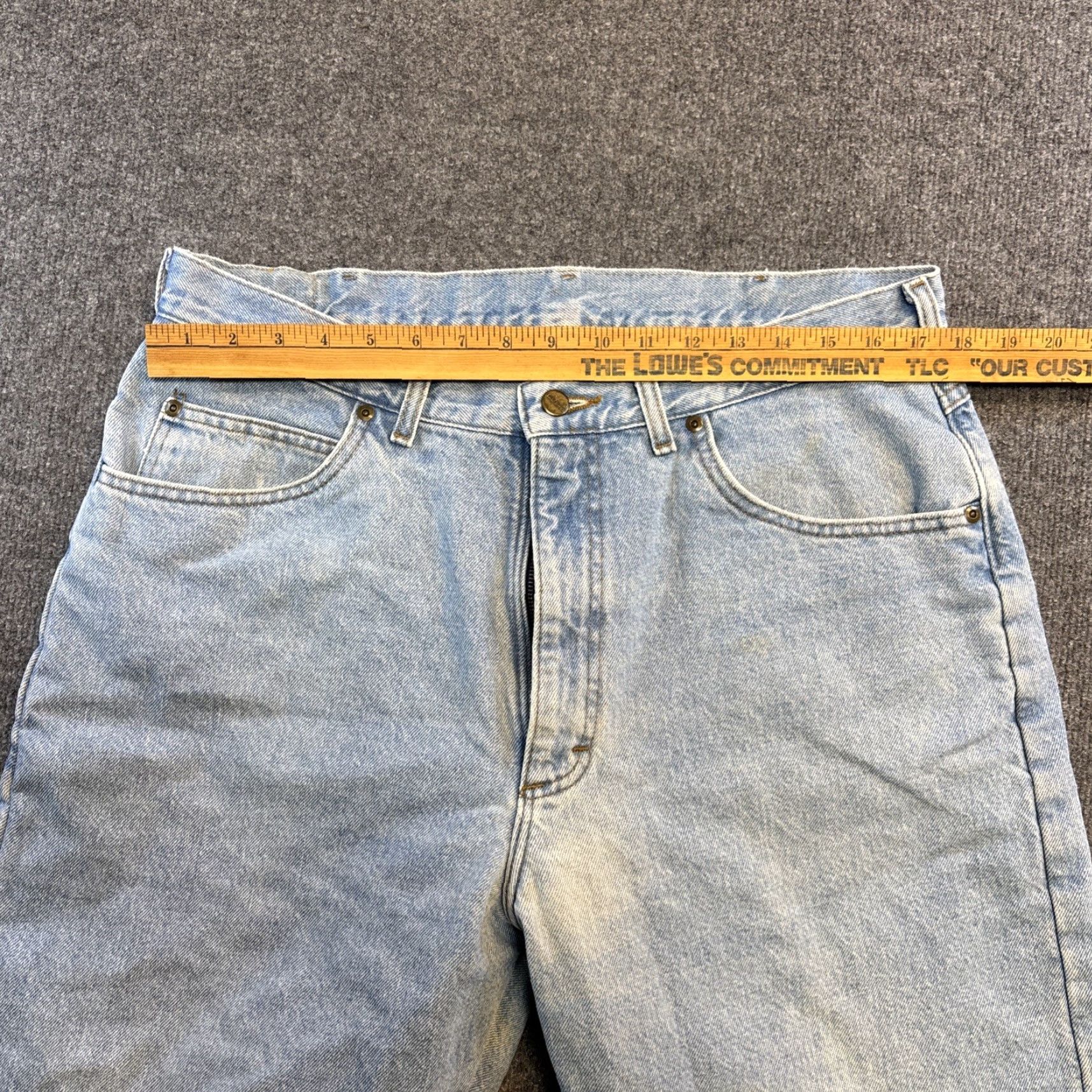 Vintage L.L. Bean Jeans Classic Fit 5-Pocket Light wash 38 x 34 Flannel Lined Men’s Regular Inseam 34” Cotton Blue Cardinal Style Straight Size US 38 / EU 54 - 6 Thumbnail
